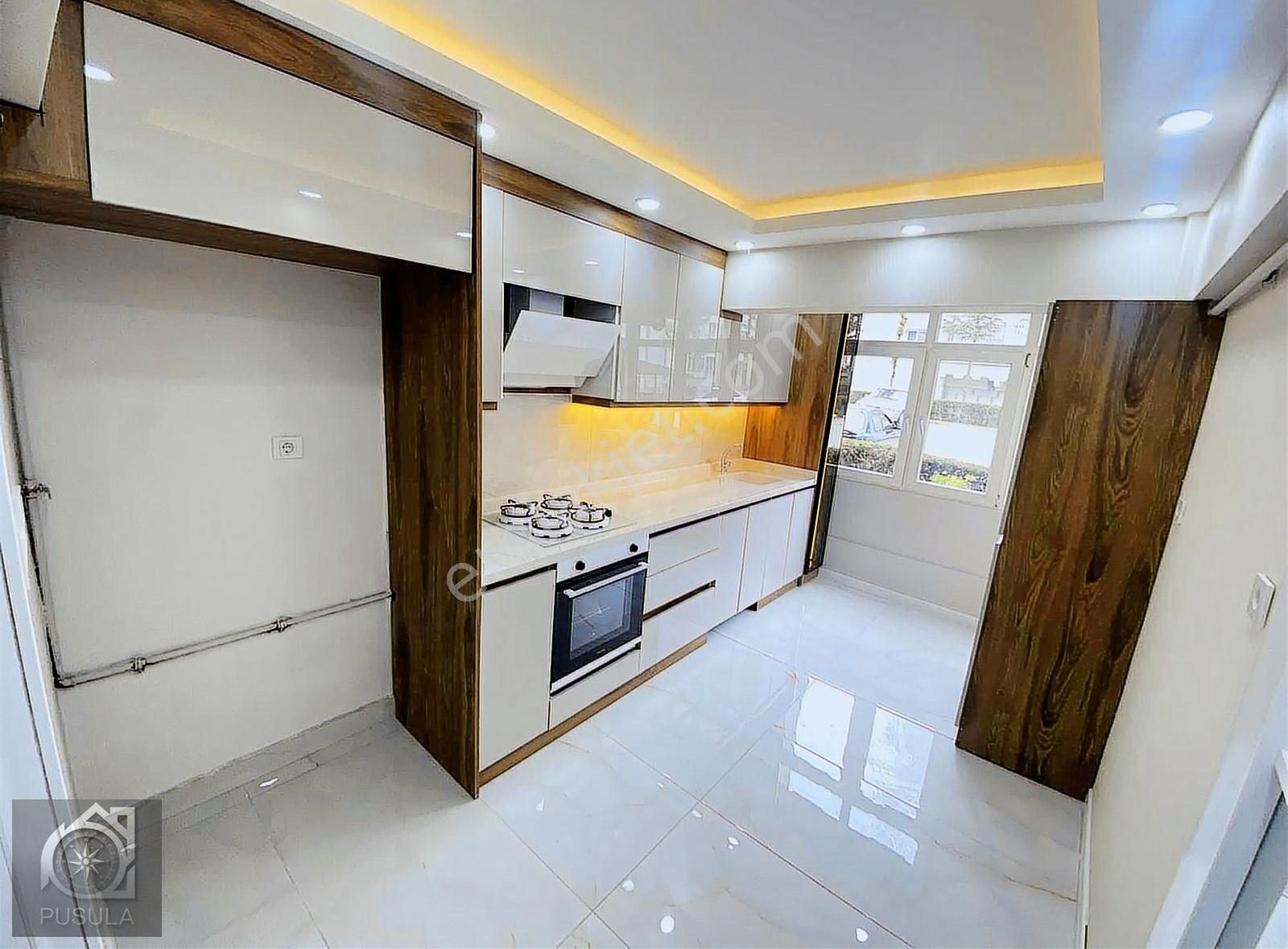 Pusuladan Osmanlı`da 3+1 Y.giriş Ultra Lüx Yapılı Daire