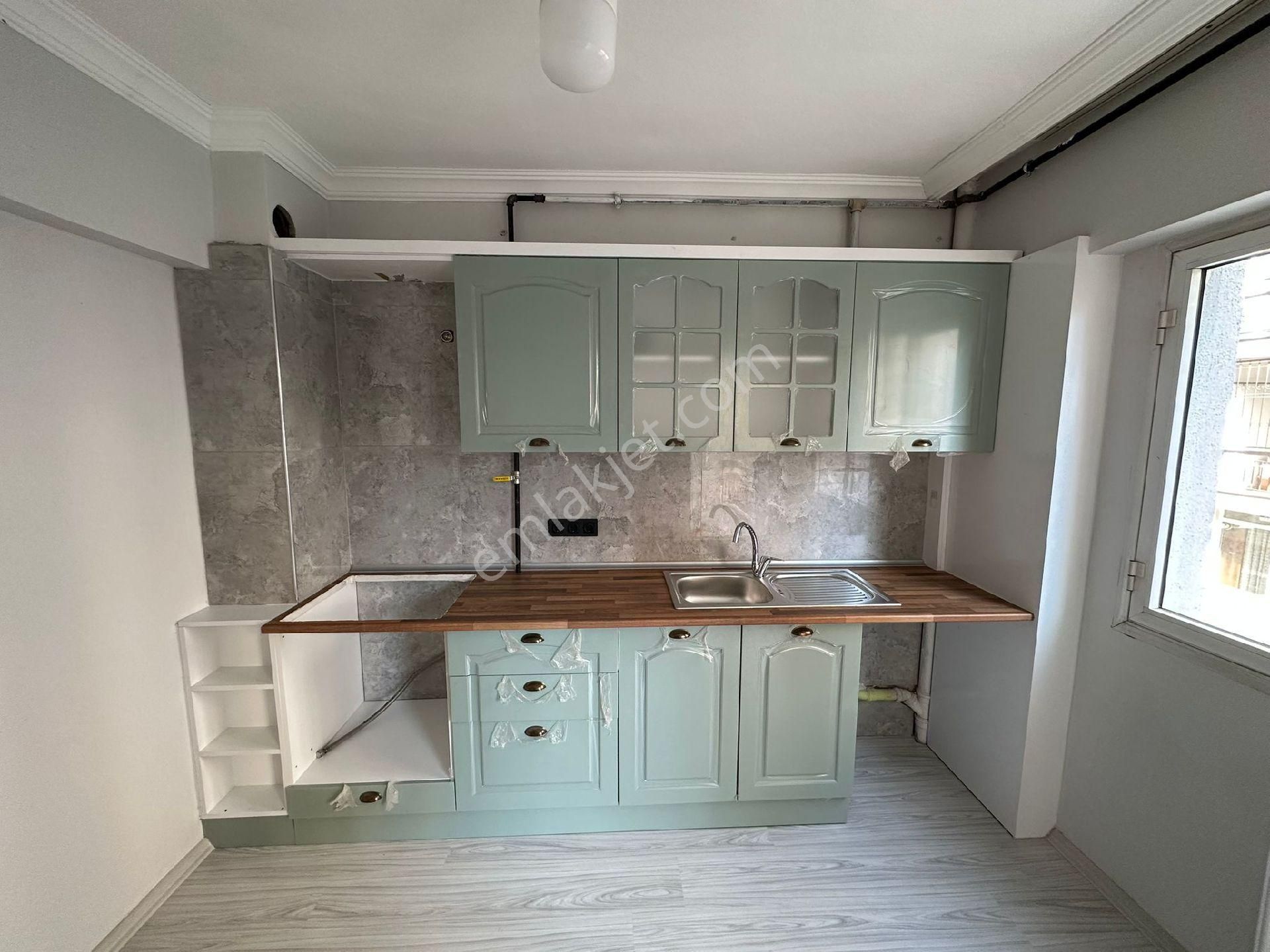 Soke Carsı Merkezde 3+1 Masrafsız Satılık Daıre