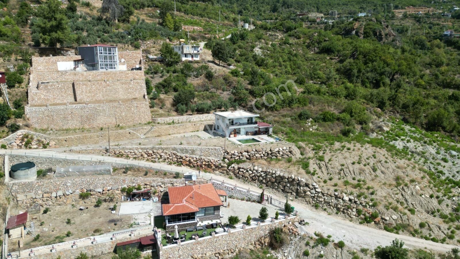 Alanya Gözüküçüklü Mah Satılık Müstakil Havuzlu Villa