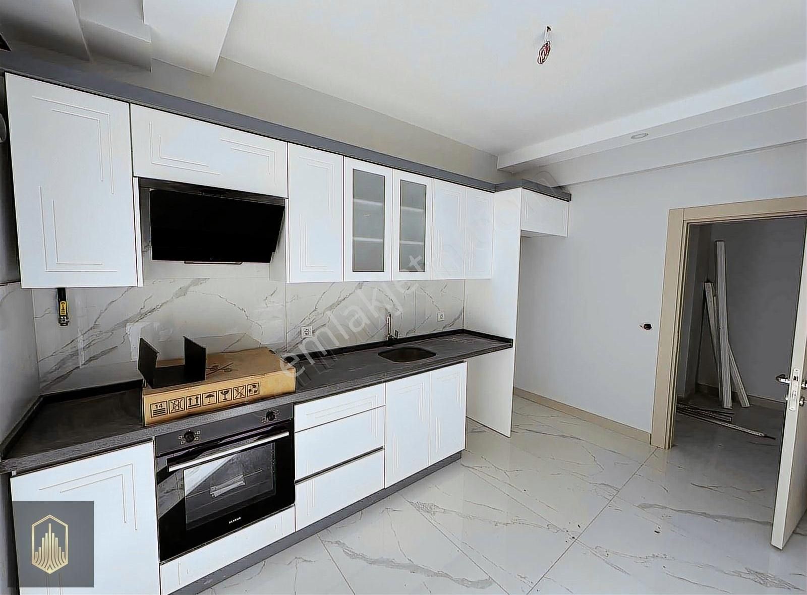 Toprak Gayrimenkul'den 2+1 100m2 Ultra Lüks Balkonlu Daire
