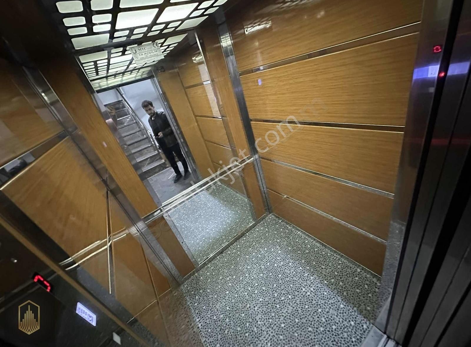 Toprak Gayrimenkul'den İstasyon Mah. 2+1 Teraslı Şömineli 84m2 - Görsel 5