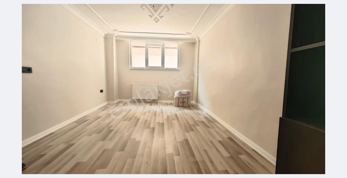 Mehterçeşme Mahallesi 2+1 90 M2 İskanlı Asansörlü Satılık Daire