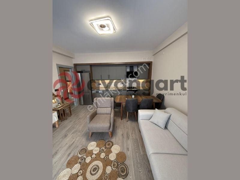 Kuşadası Davutlar'da Eşyalı Balkonlu Satılık 2+1 Daire