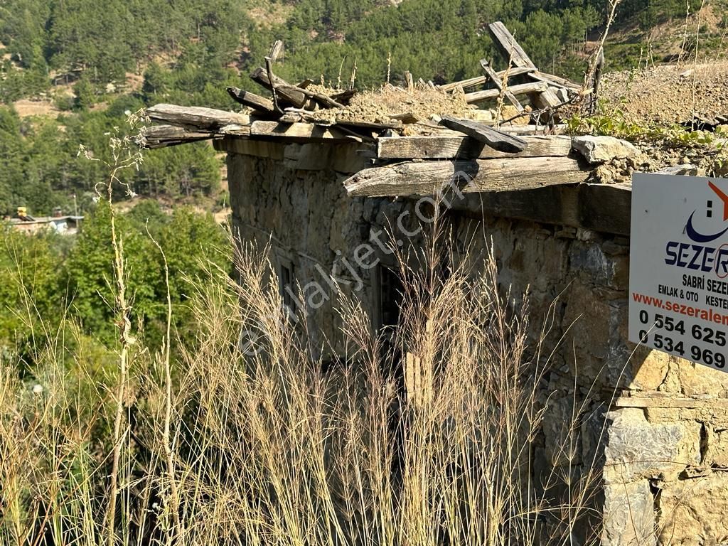 Alanya Başköy Köyünde Satılık Tarla Kerpiç Ev - Görsel 4