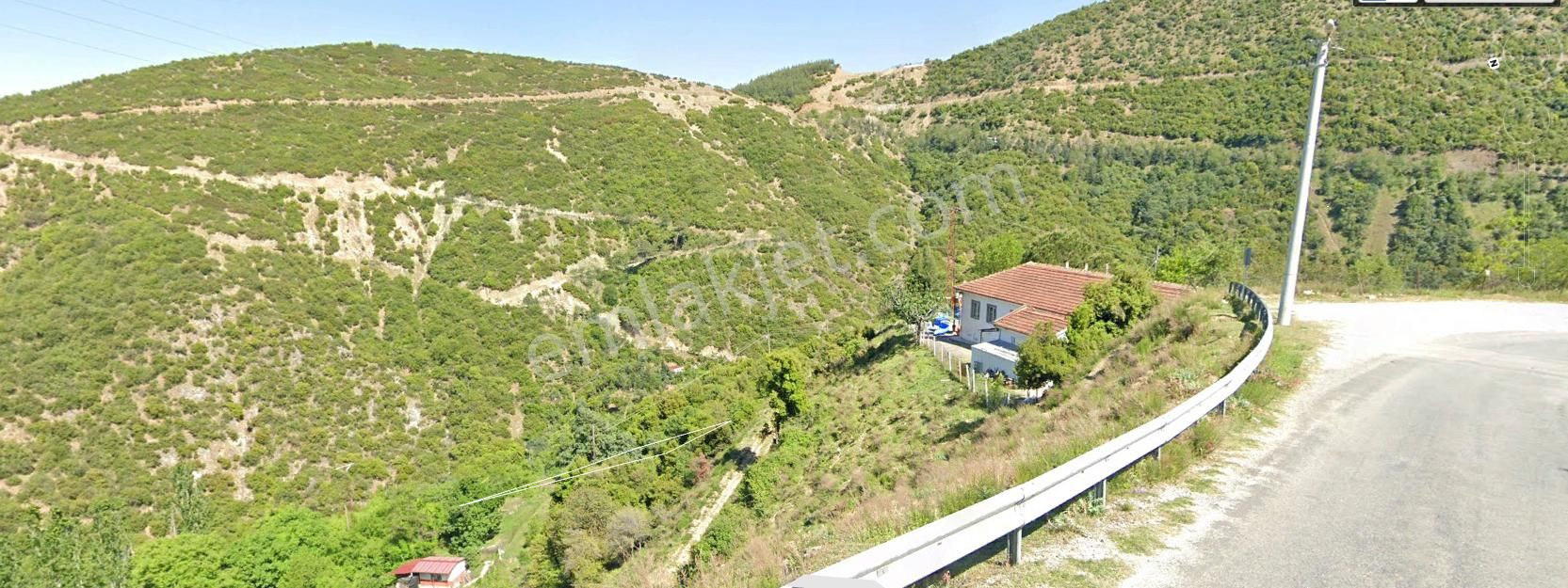 Altındere'de 1470 M² Köyün Dibinde Satılık Bahçe