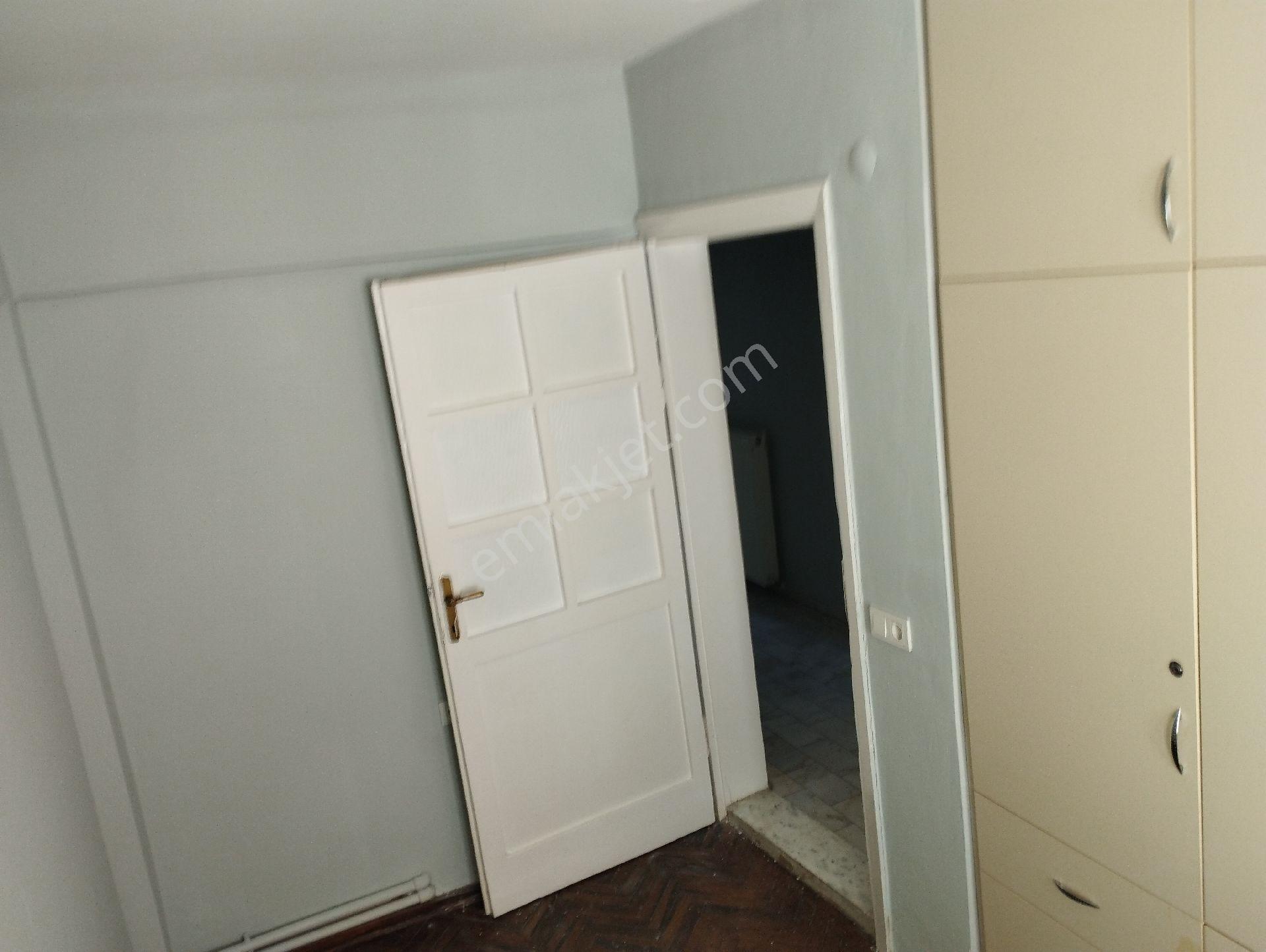 Hacıfeyzullah Mah.de Kiralık Ful Deniz Manzaralı 3+1 Daire - Görsel 9