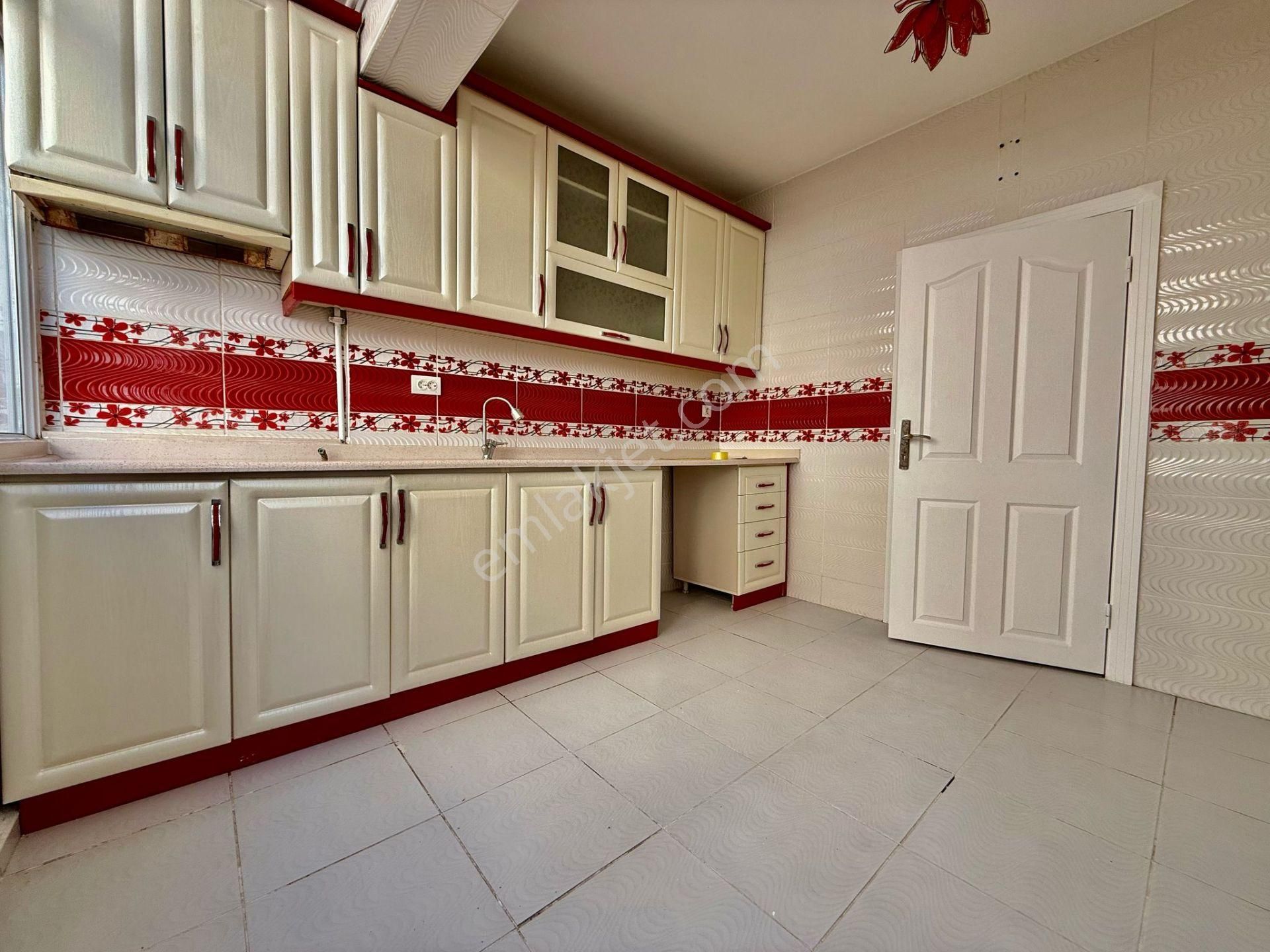 Kalecik Emlak'tan Merkezde 3+1 135 M² Kaçırılmıyacak Fırsat