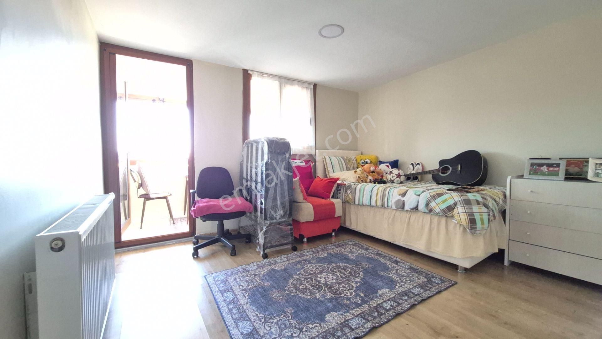 Üsküdar Ferah Mah Yüksek Tavan 4+1 Satılık Daire Enta Emlak
