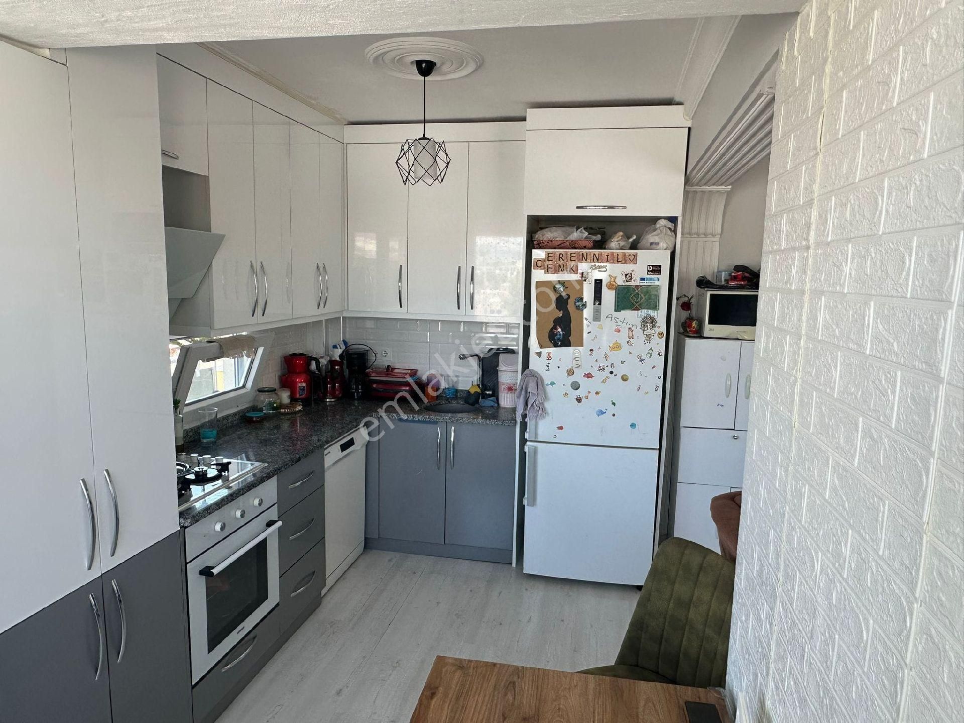 Didim'de Cemevi Civarı Satılık Arakat Daire