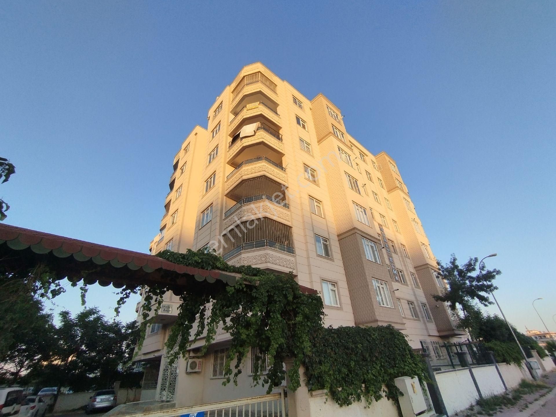 Karşıyaka Da Kiralık Daire 3+1