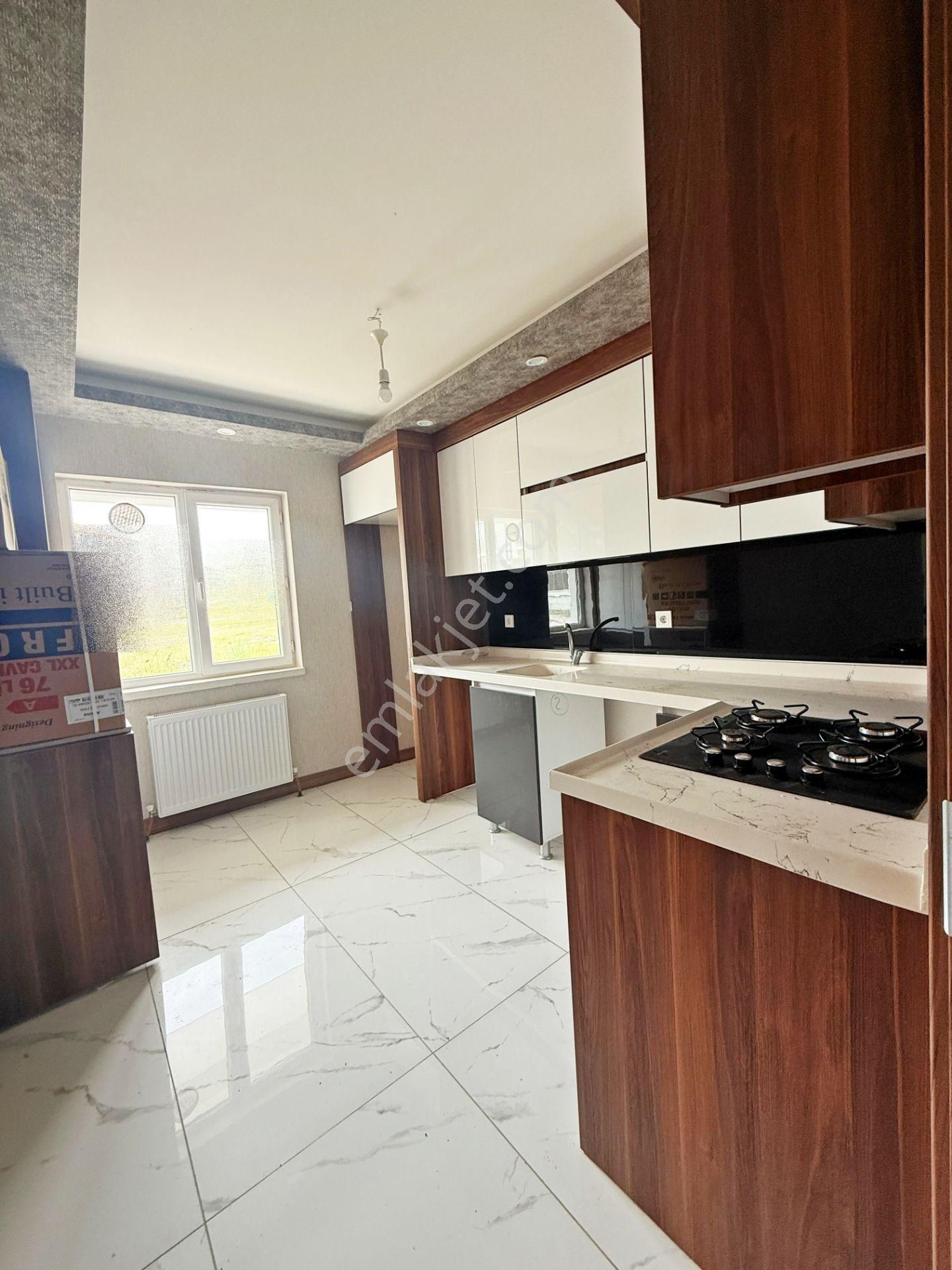 Yıldız'dan Sıfır Kombi+petek Full Masrafsız 3+1 Y. Giriş!!!!