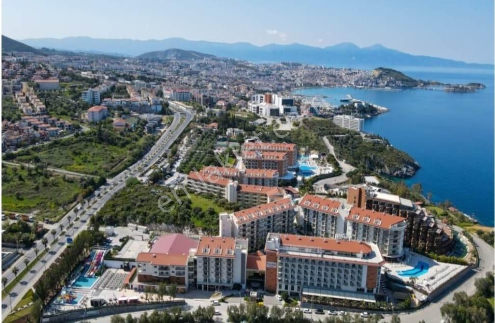 Kuşadası Ramada Otel Suit Oda - Görsel 2