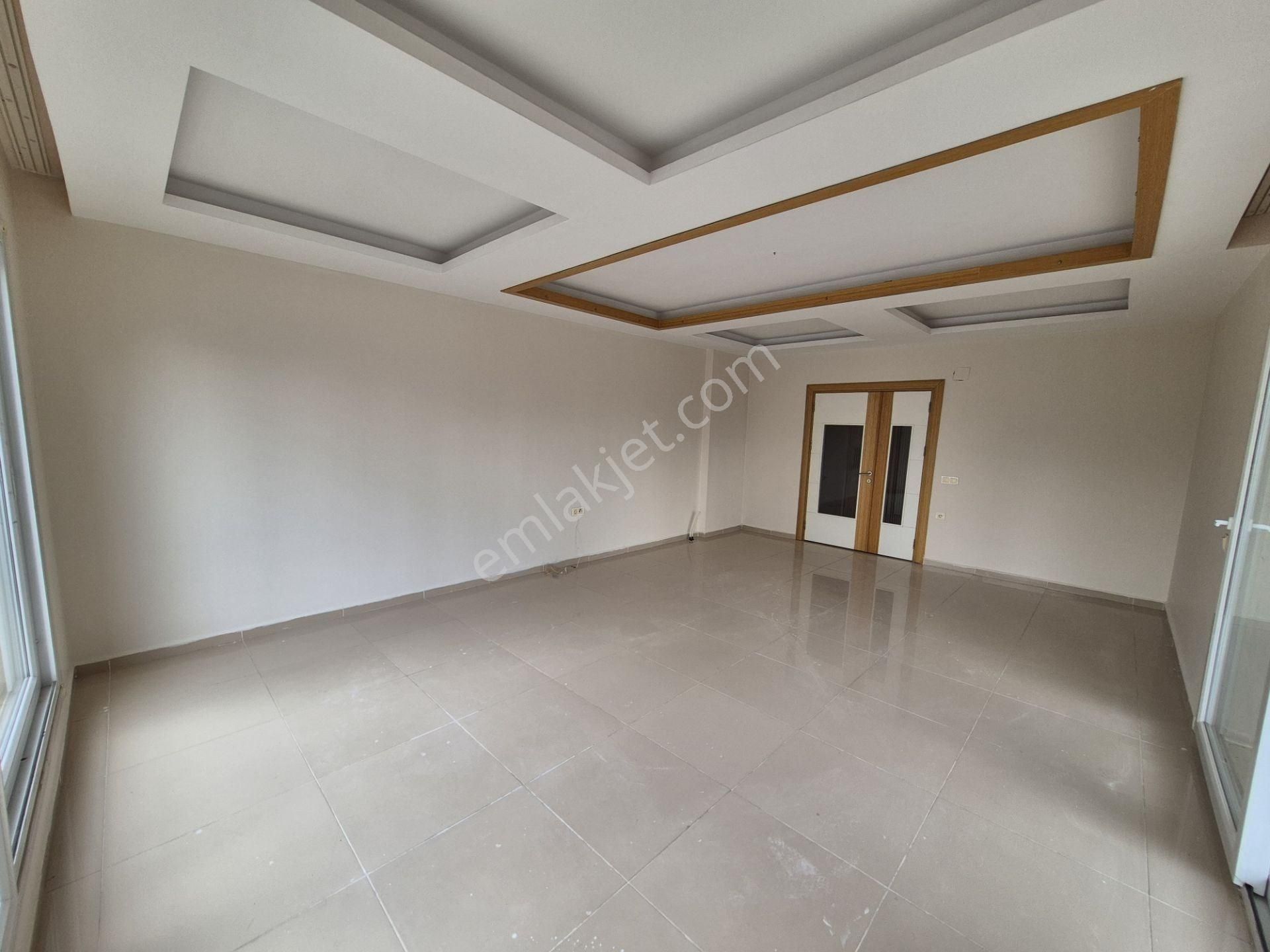 Han Emlak'tan Geniş Yaşam Alanı İle Kiralık Bağımsız Mutfak 3+1