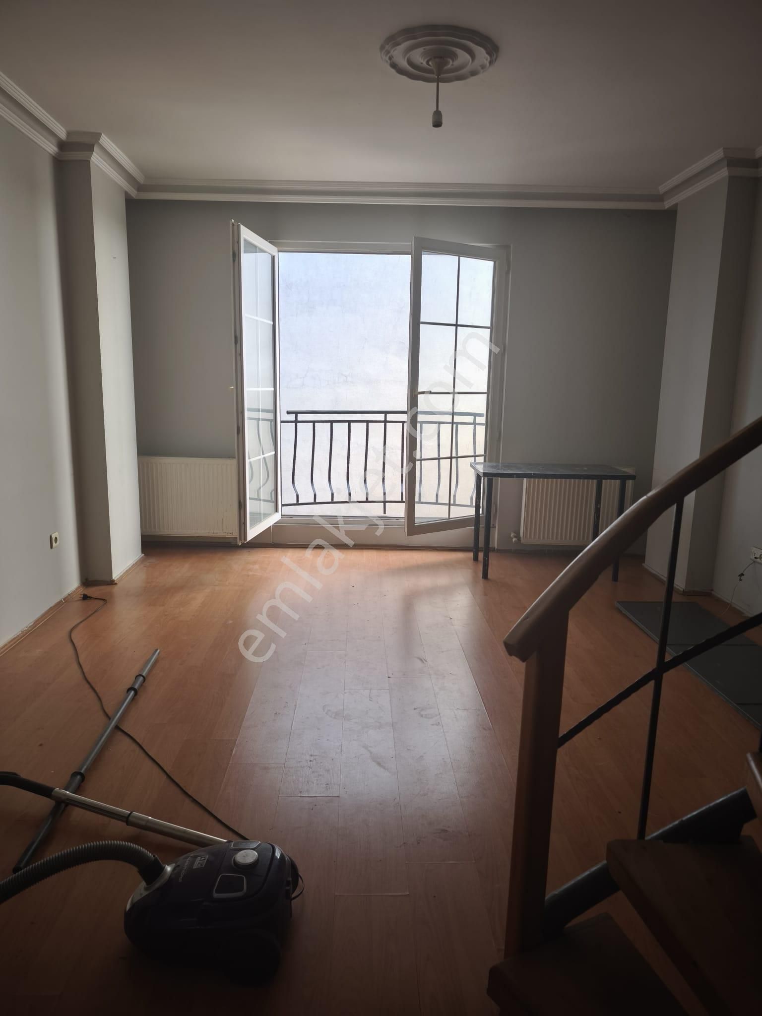 Mecidiyeköy De Merkez De Geniş Dubleks Daire