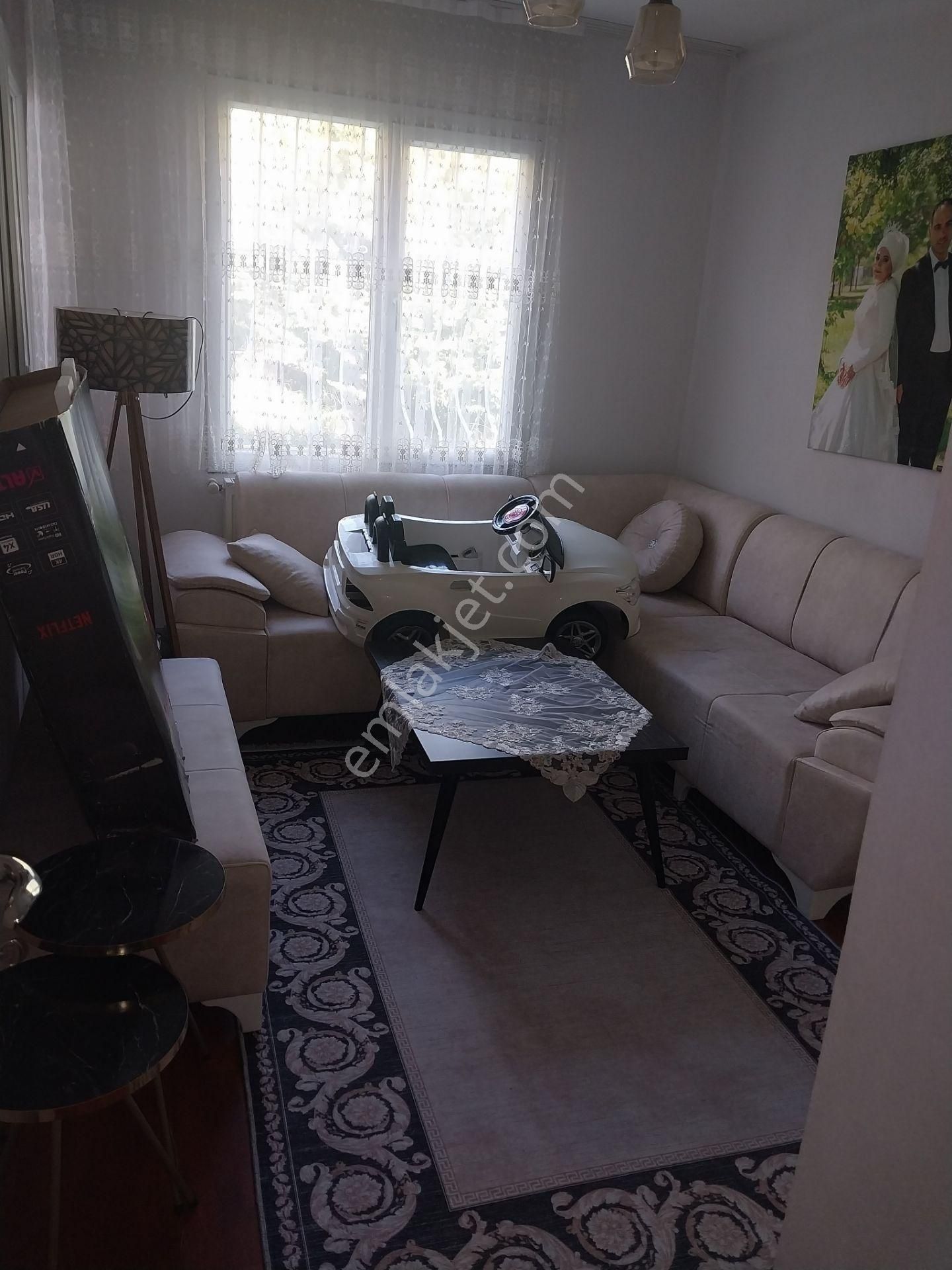 Satılık Daire 3+1 125 Mz Ara Kat Doğalgzalı Site İçinde - Görsel 2