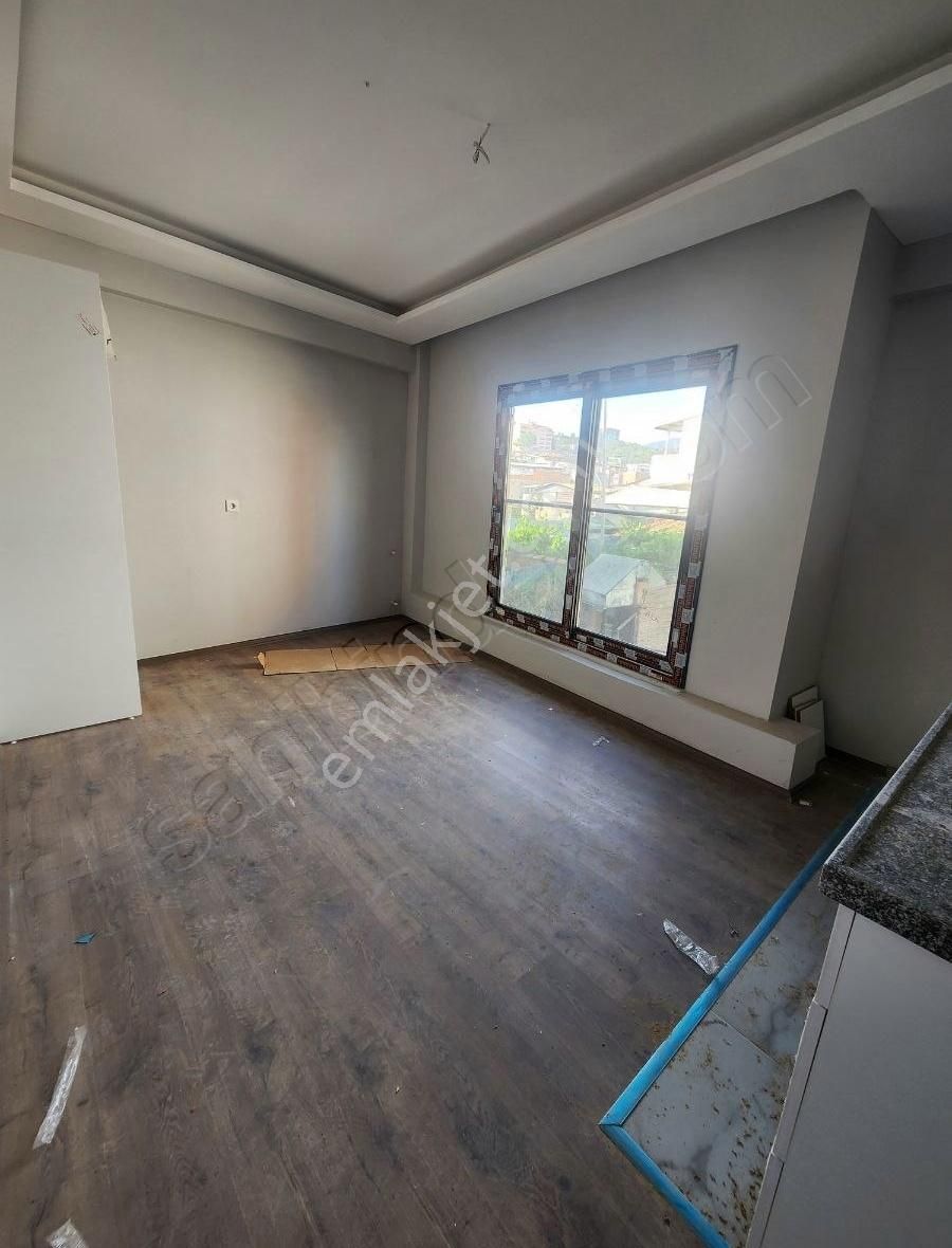 Kiralık 2+1 Sıfır (açık Mutfak) Daire
