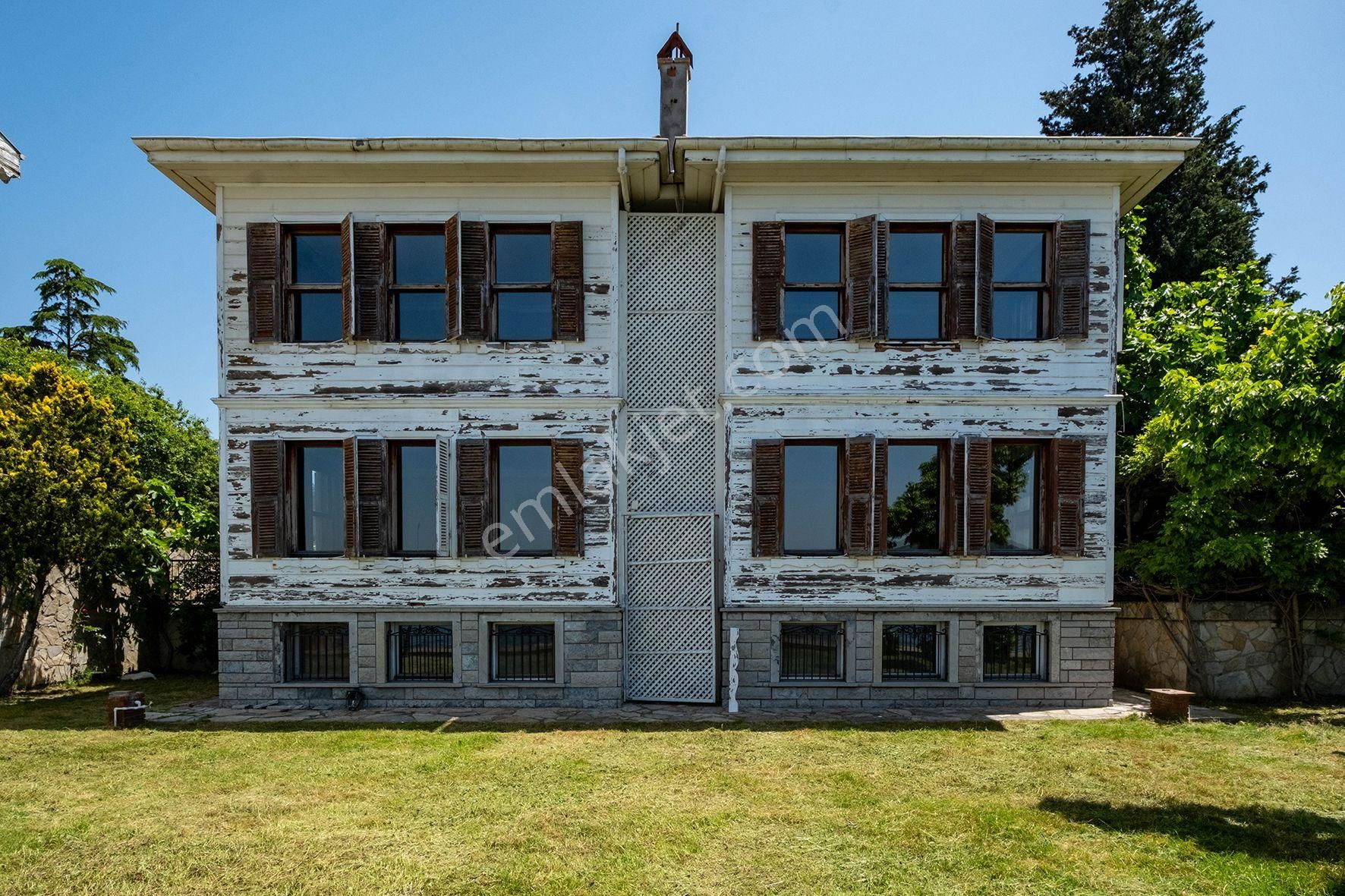Beykoz'da Kiralık Yalı