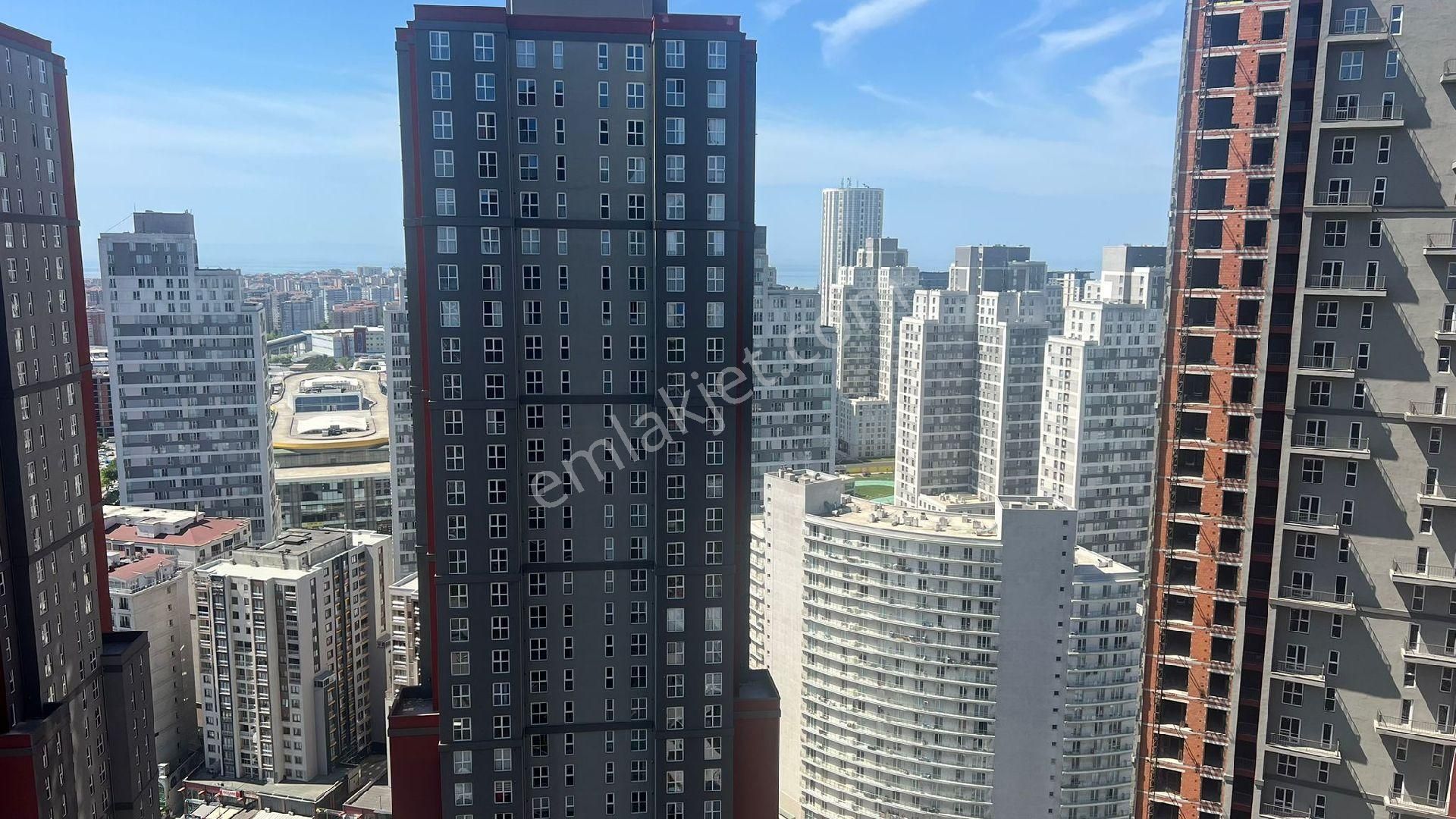 Ödül İstanbulda Satılık E Blokta 1+1 Satılık Daire