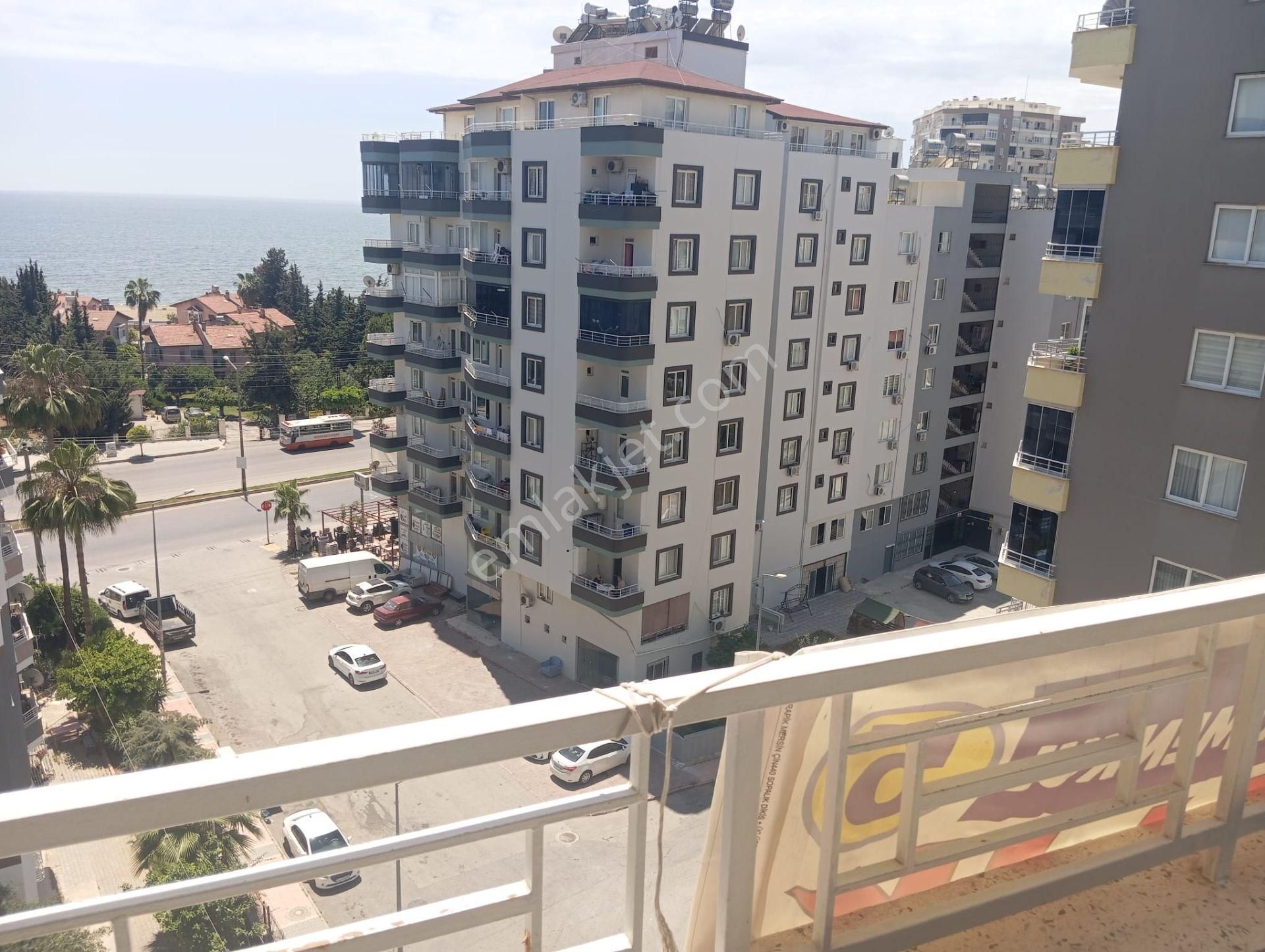 Vega'dan Soli De Deniz Manzaralı Site İçinde Anayola Sıfır Denize 50 Metre Kiralık 3+1 Daire