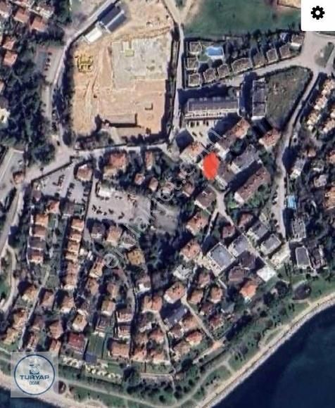 Mercanda 2+1 Denize 50 Metre