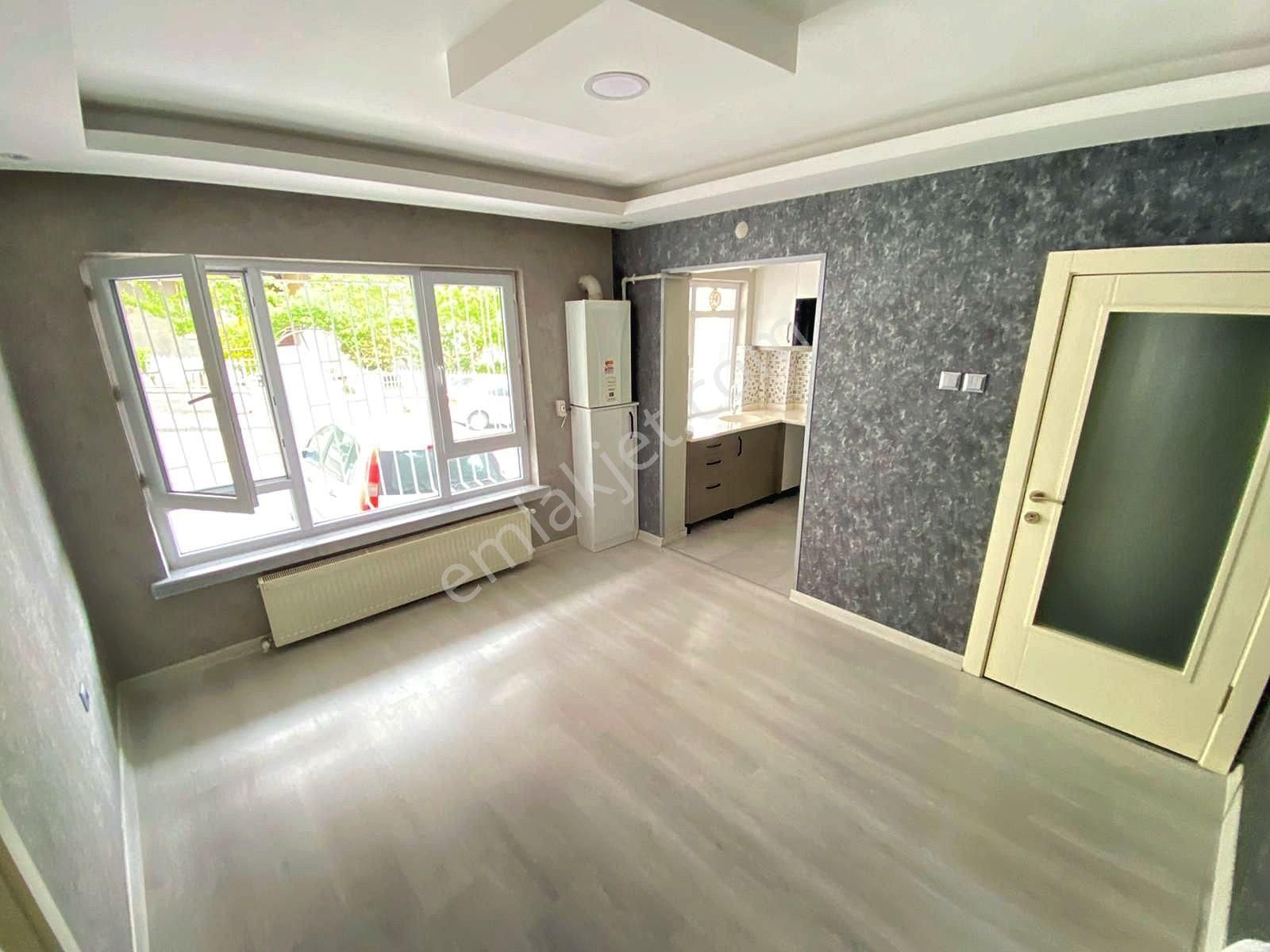 Gata Hast.karşısı 13.000 Tl Memur Kiracılı 2+1 Y.giriş Ön Cephe