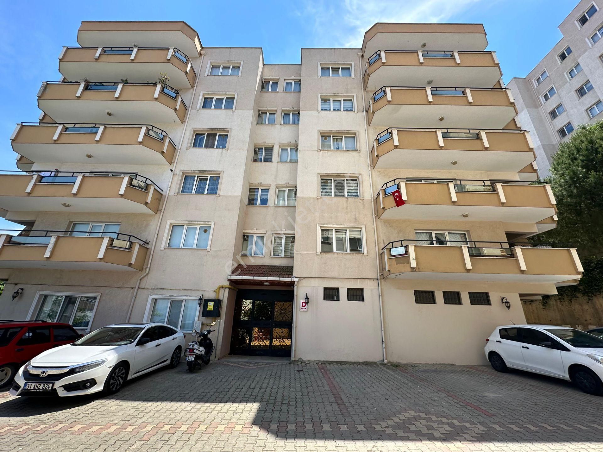 Mudanya Halitpaşa' Da Site İçerisinde 3+1 Satılık Daire