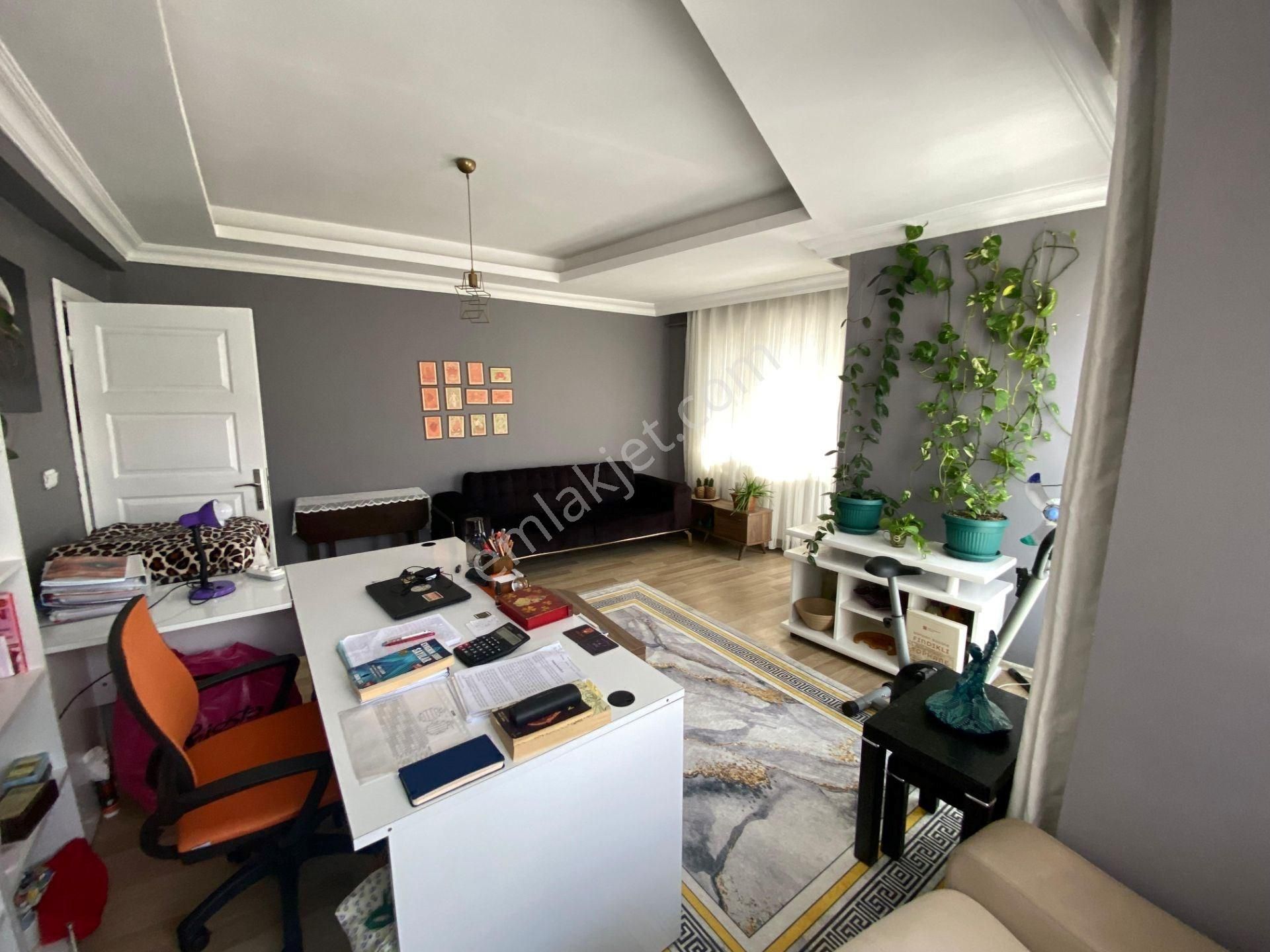 Esenyurt Güzelyurt Mah.de Metrobüse Çok Yakın Satılık 2+1 Daire - Görsel 28