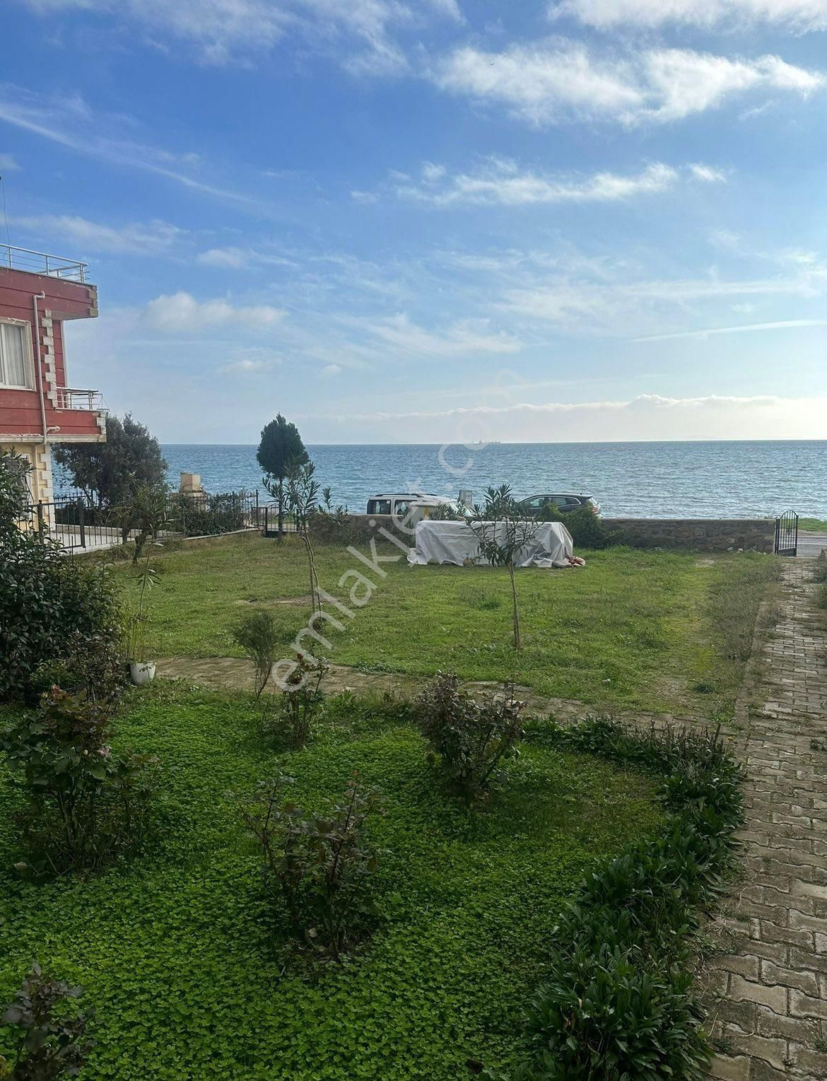 Şarköy Emsalsiz Konumda Sıfır Deniz Arsa