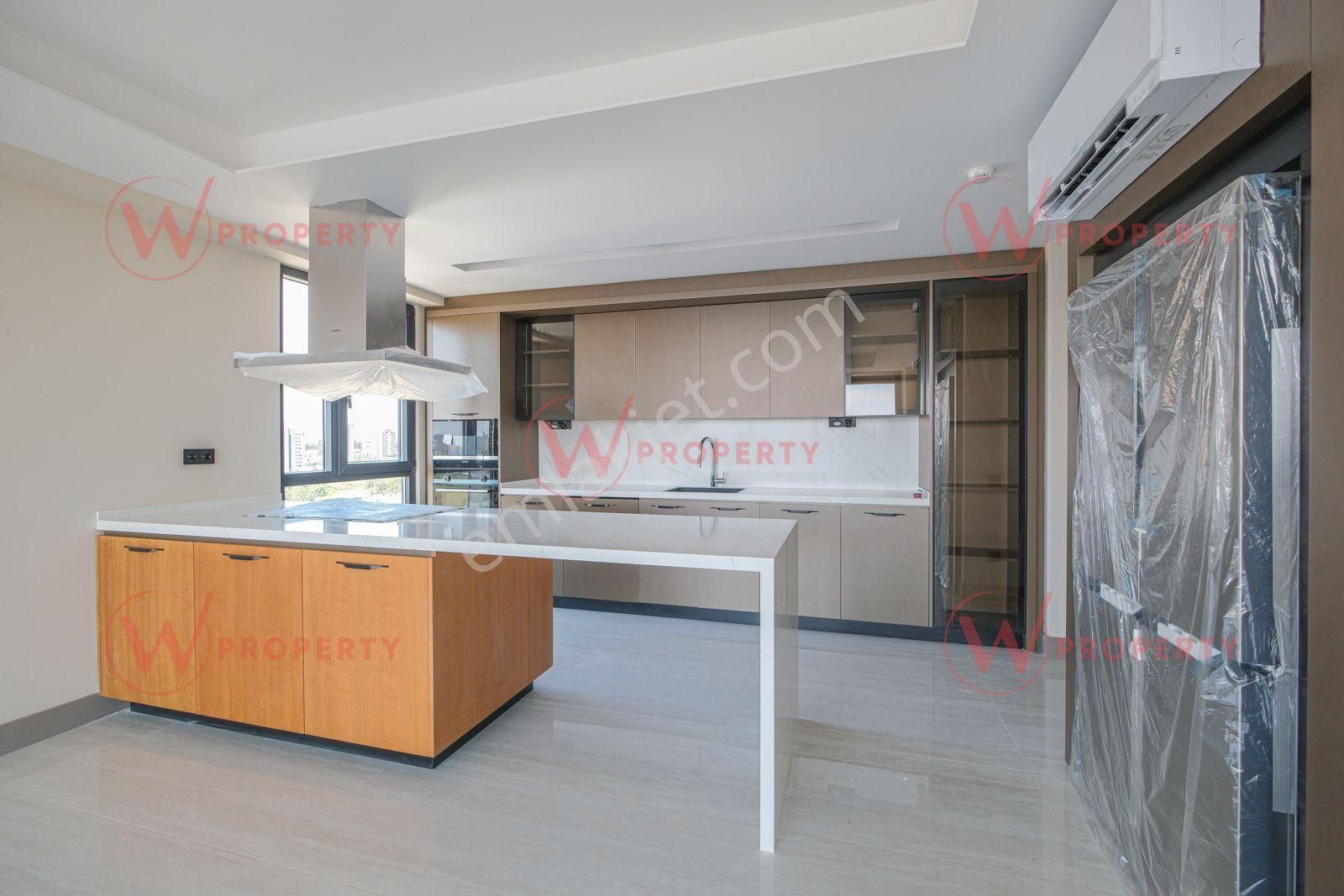 W Property Yeni Proje Focus'da Deniz Manzaralı 5+1 Akıllı Ev