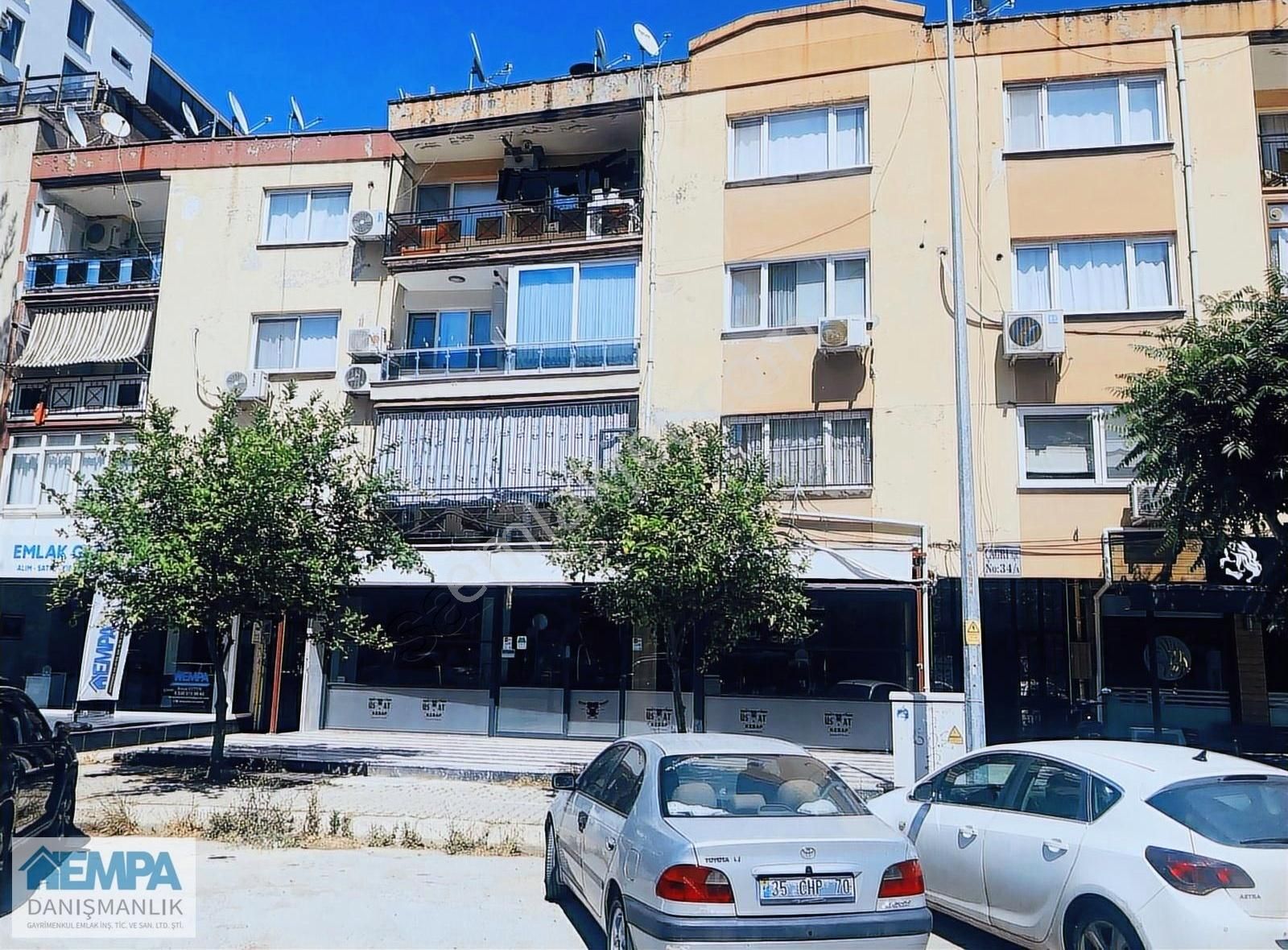 Bayraklı Mansuroğlu Mah. Bölge Metro Yakını Kiralık 3+1 Daire