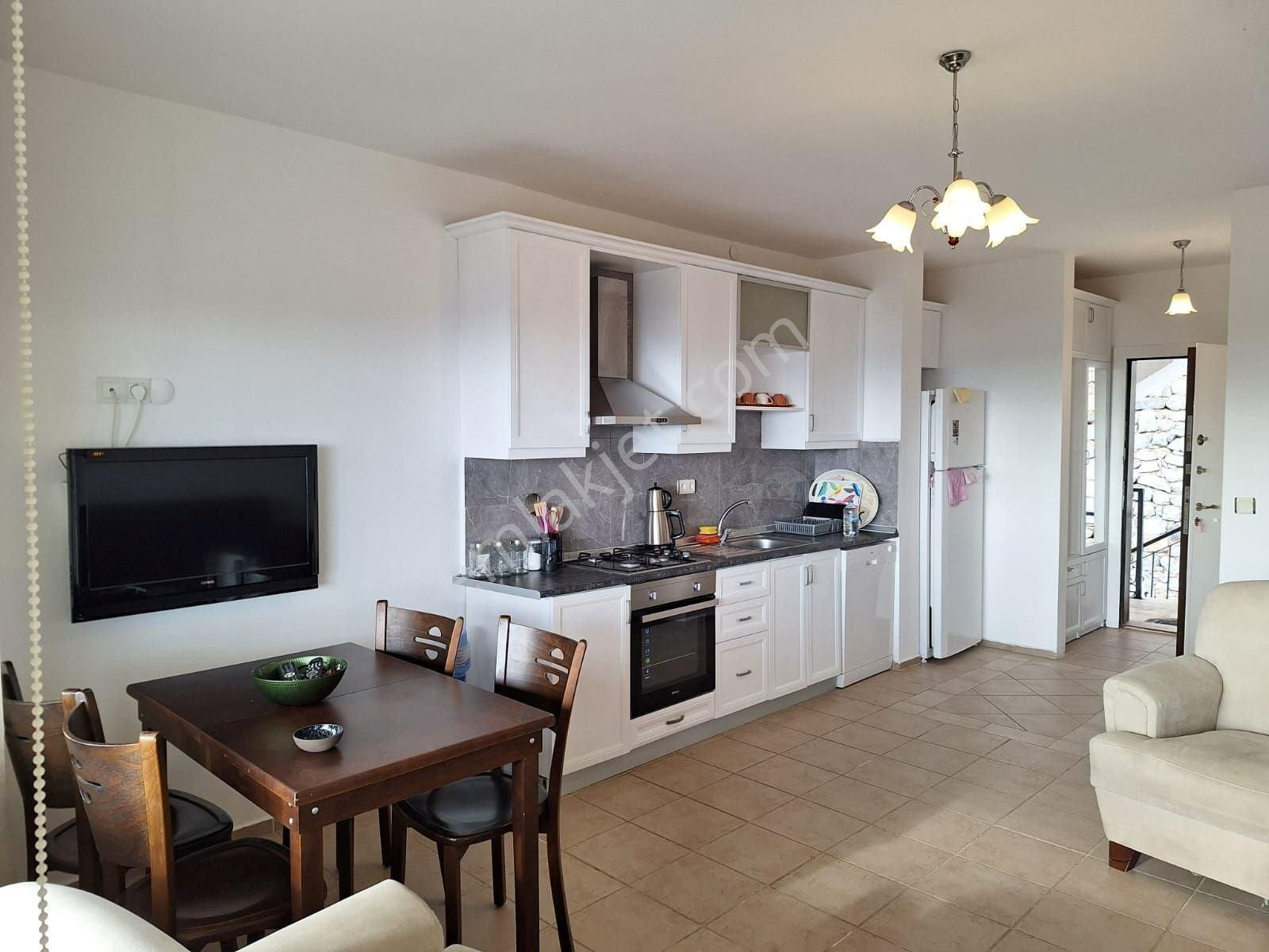 Bodrum Yeniköy Full Panoramik Deniz Manzaralı 2+1 Kiralık