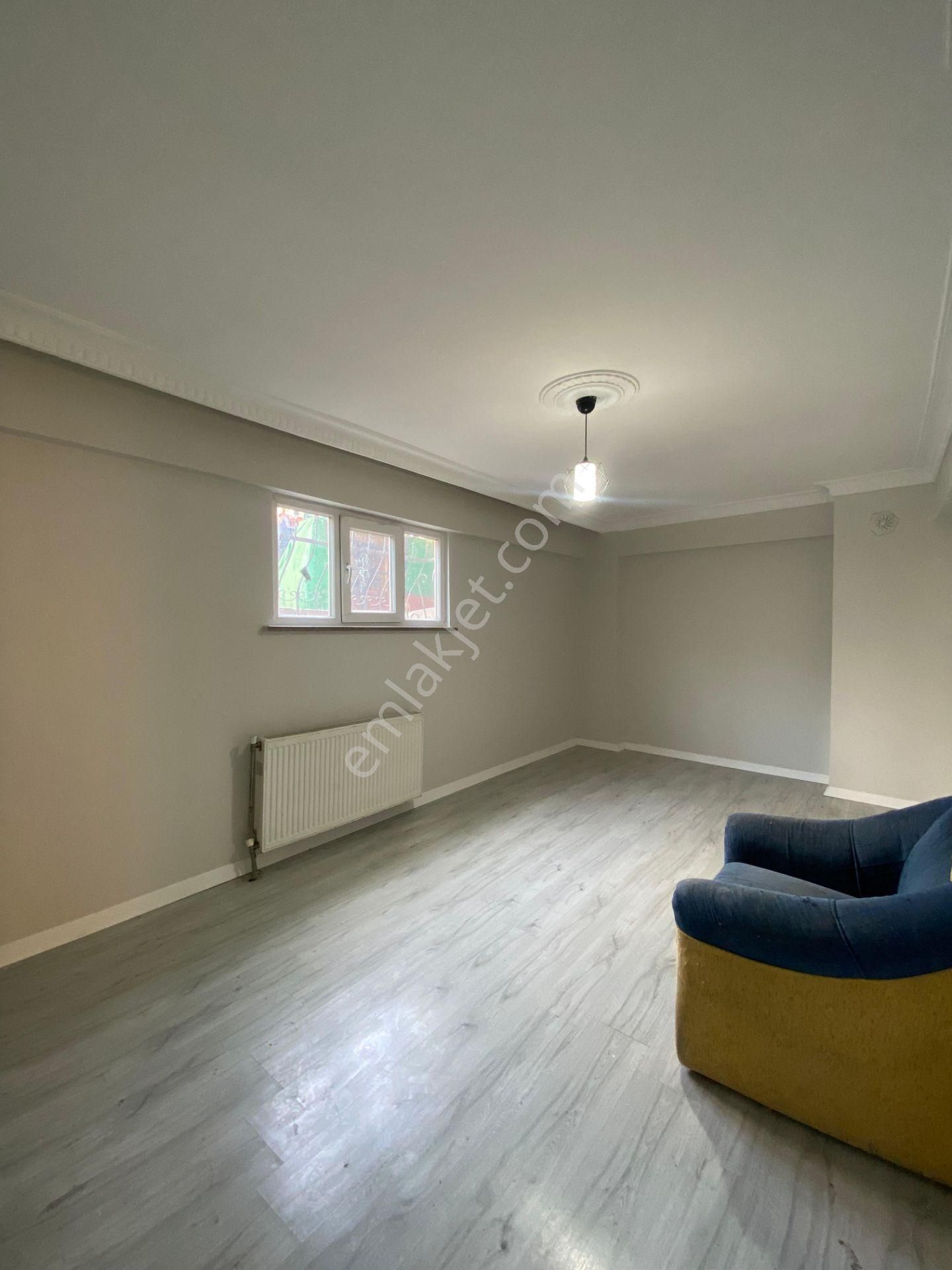 Esenyurt Kıraç Hürriyet Mahallesi 2+1 Kiralık Bahçe Katı Daire Merkezi Konum Geniş Ve Ferah