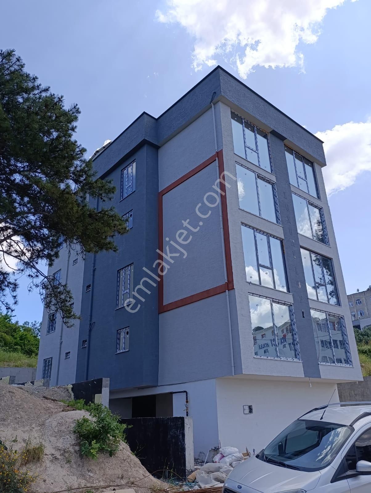 M.k.paşa Gayrimenkulden Açı Koleji Yanında 1+1 Yerden Isıtmalı Daire