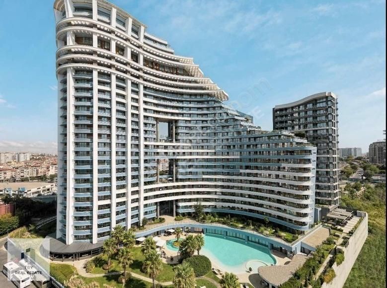 For Sale Ottomare 1+1 Hıgh Floor Flat Wıth Jakuzı Sea Vıew