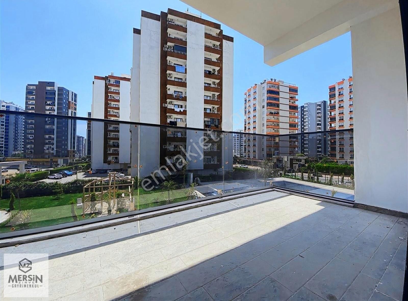 Premium Proje'de Harika Konumlu Havuzlu Site İçi Satılık 2+1 - Görsel 11