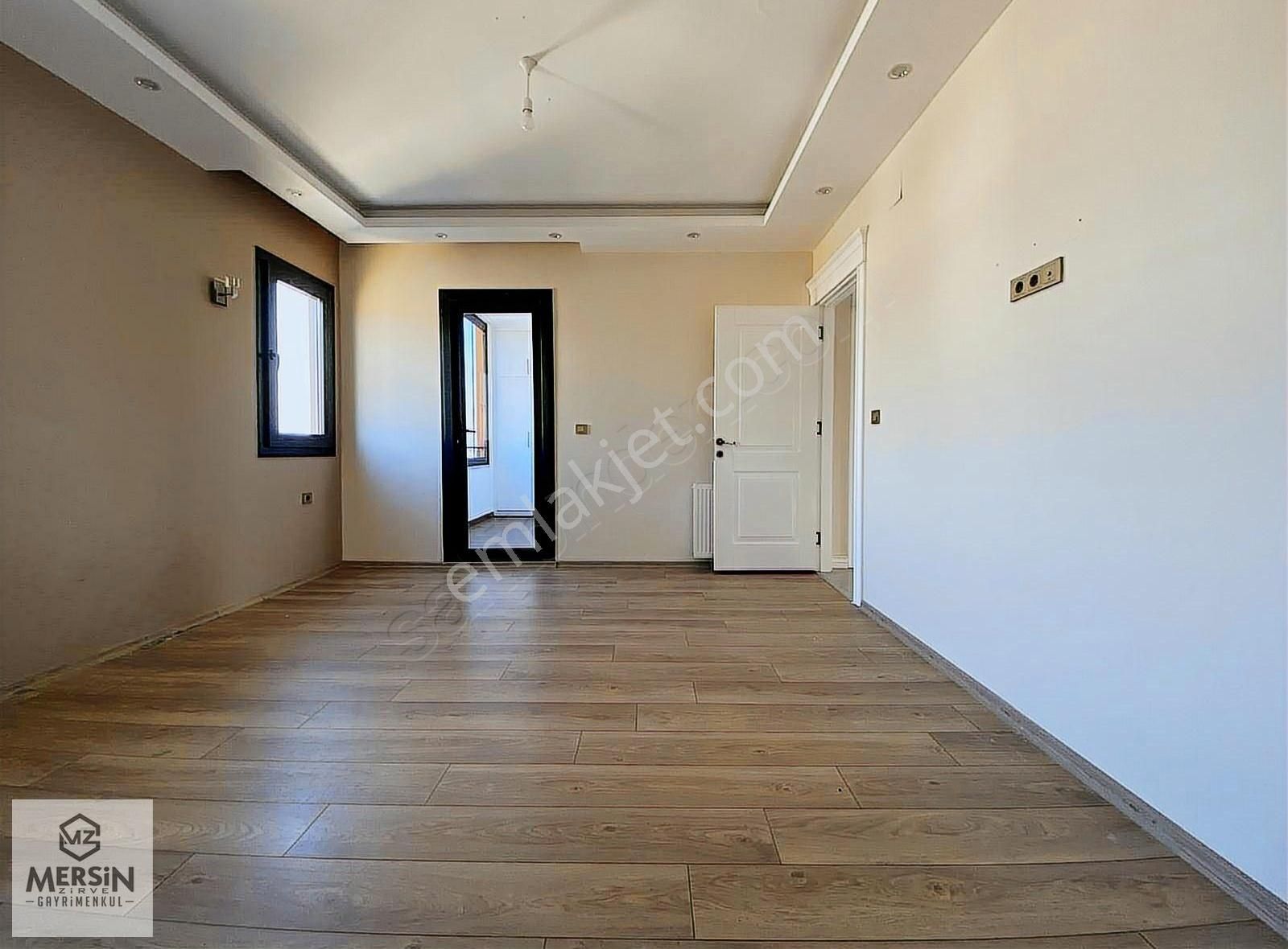 Mezitli Akdeniz Mahallesin'de Ultra Lüx Acil Satılık Daire - Görsel 5