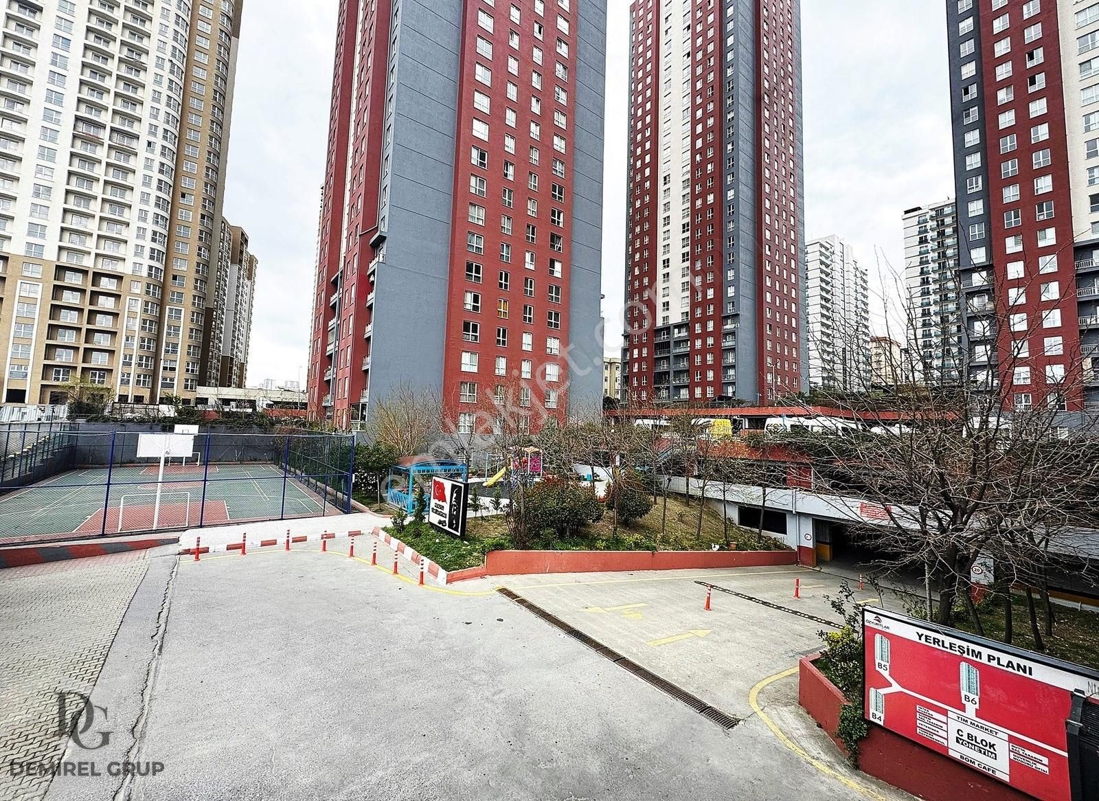 N Towers'da Site İçi Satılık Şehir Manzaralı Yüksek Katlı Daire
