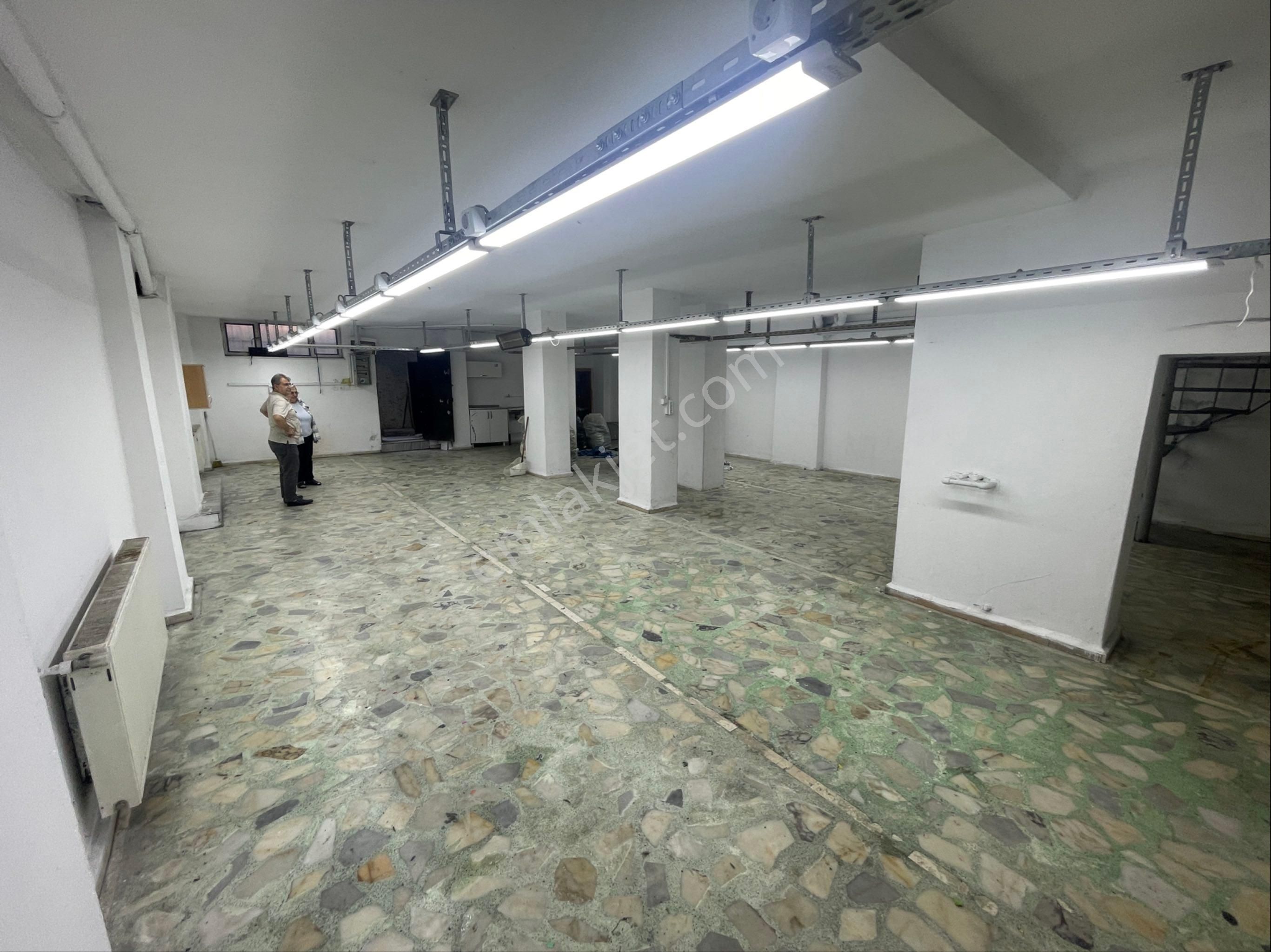 Tapar’dan Cebeci Mh. 120m2 Geniş Tekstile Uygun Dükkan