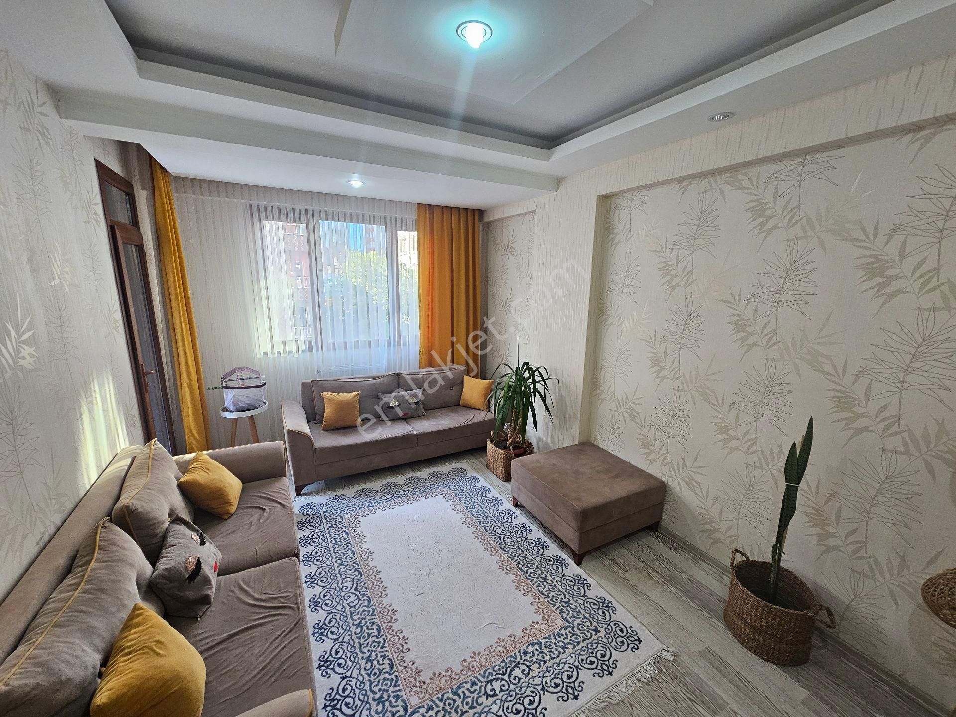 Ninova Avm Yanında Ara Kat Full Bakımlı 9 Yaşında Hasarsız Daire...!!!