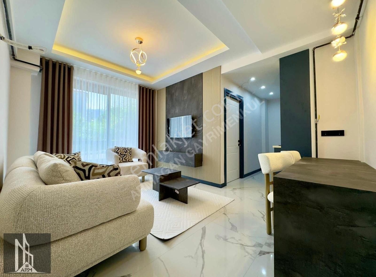 Kınıklı Üniversite Mevki'nde Sıfır Ve Lüks 1.5+1 Ve 1+1 Apartlar