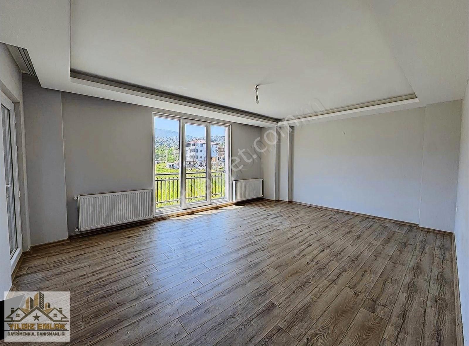 Yıldız Emlak & Gayrimenkul'den Kiralık 2+1 100 M2 Daire..