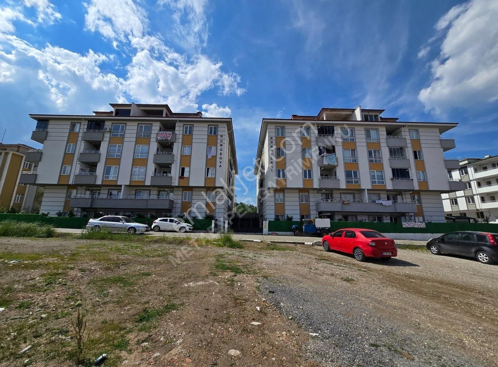 Gümüşova Merkezde Kiralık 4+1 Dubleks Daire