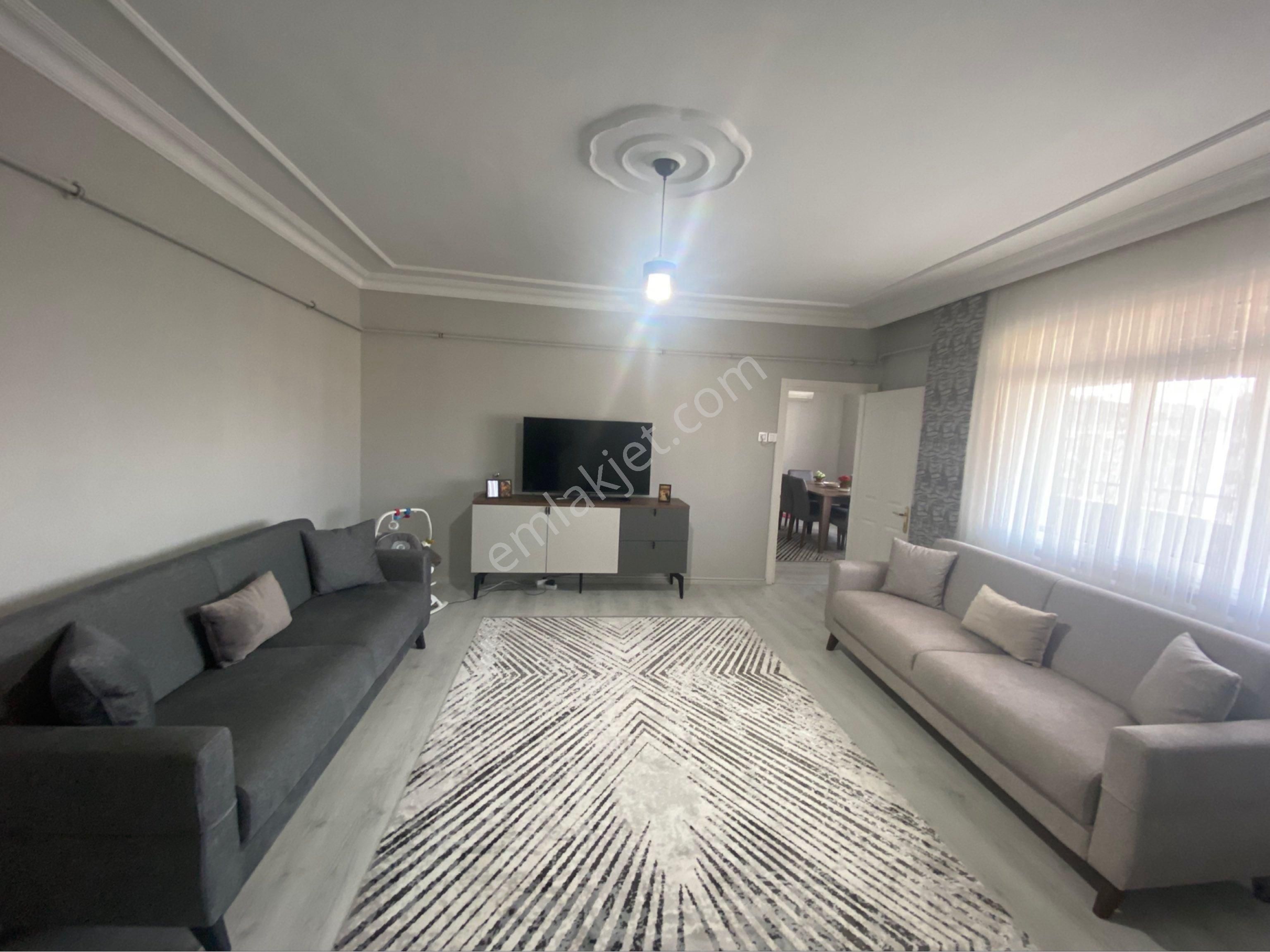 125 M² Net – Yenilenmiş – Şirinevler Merkez – Arsa Hissesi Yüksek – Nakit Alıcıya