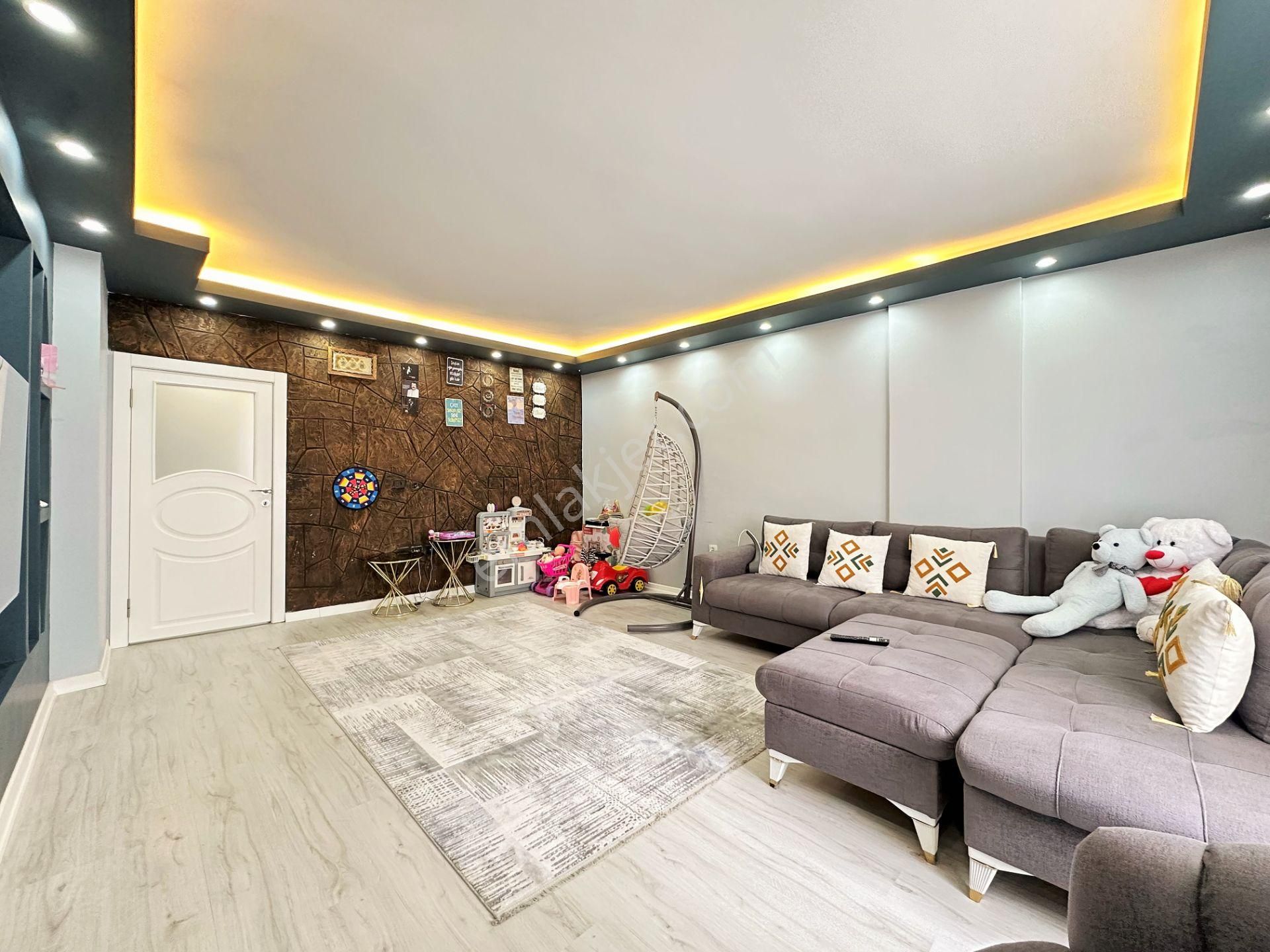 Duru Emlak'tan Kupon Merkezi Konumda 3+1full Yapılı Daire