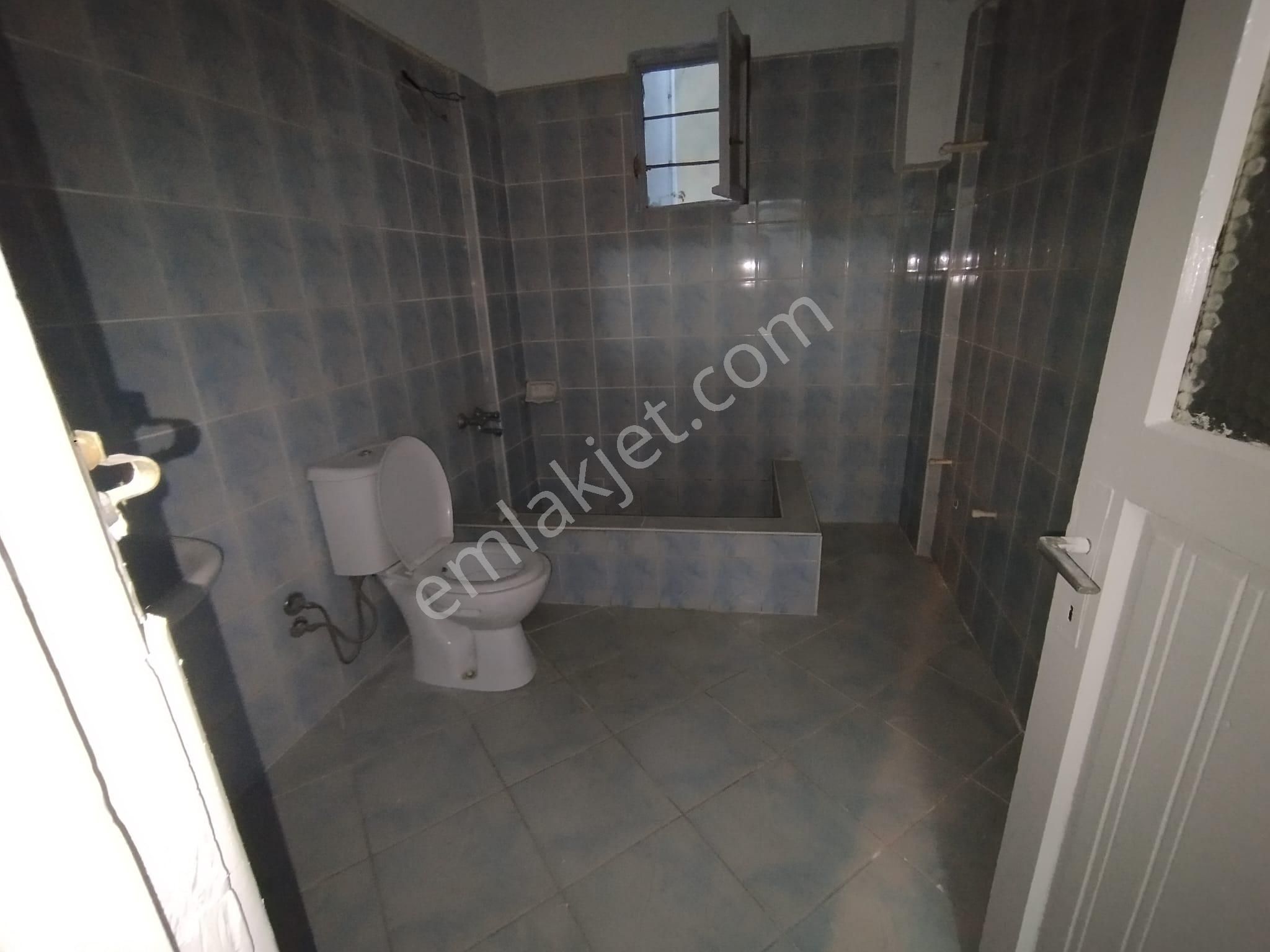 Sezgin Aslan'dan Adalet Mah.de Kiralık Sobalı Daire