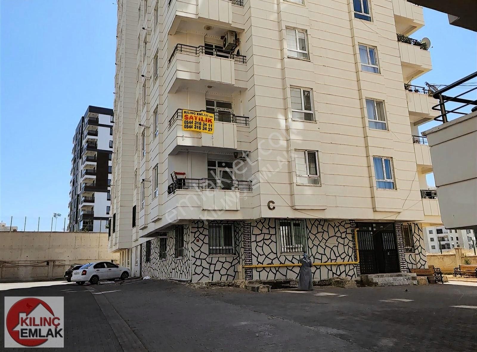 Kılınç Emlak'tan Mehmetçik Sitede Satılık 2+1 Bakımlı Daire