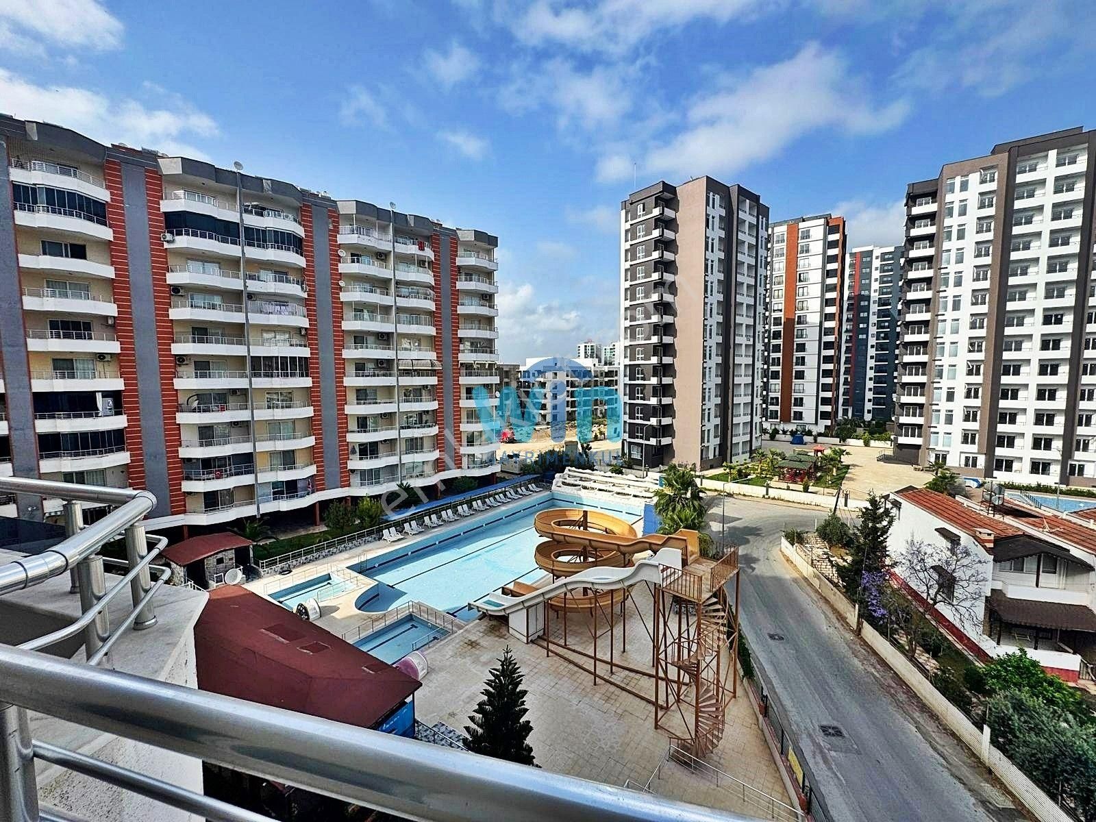 Win'den Tömük'de Aquaparklı Site İçinde Satılık 2+1 Yazlık