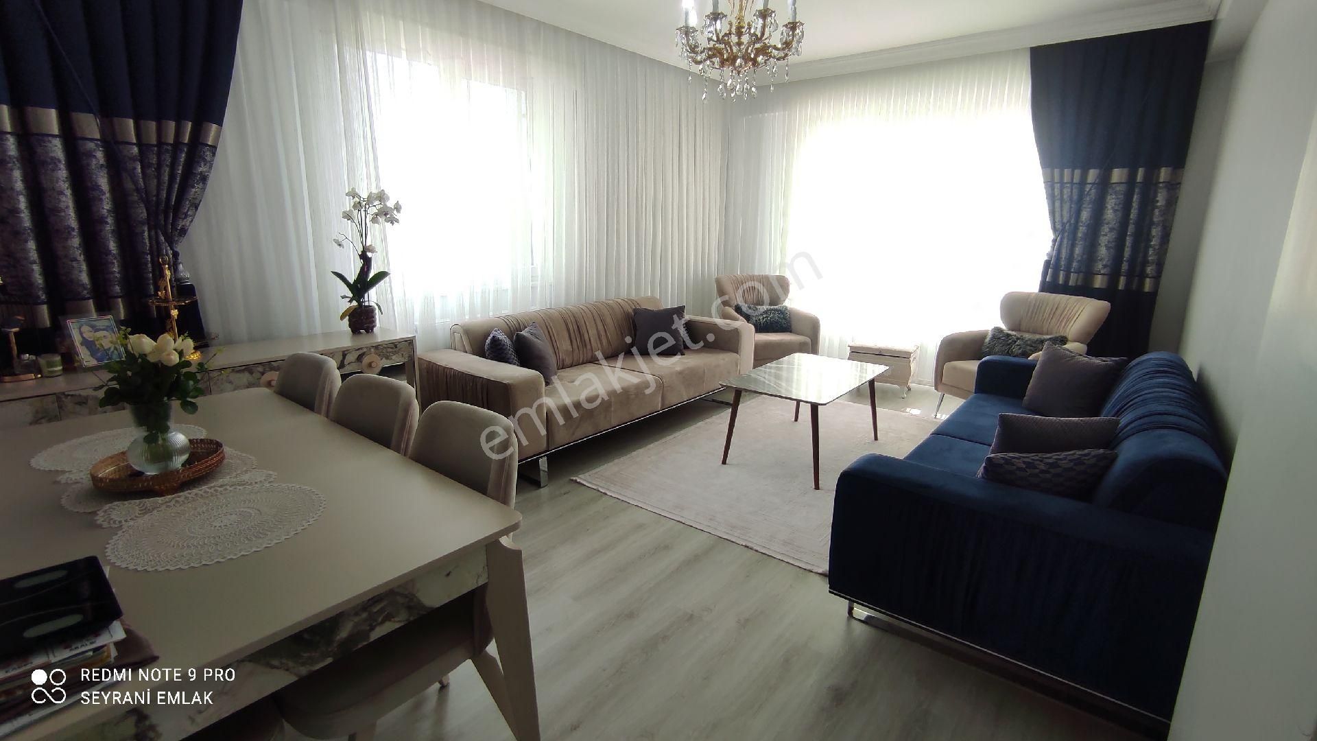 Develi Semt Pazarı Altında Satılık 3+1 Lüks Daire