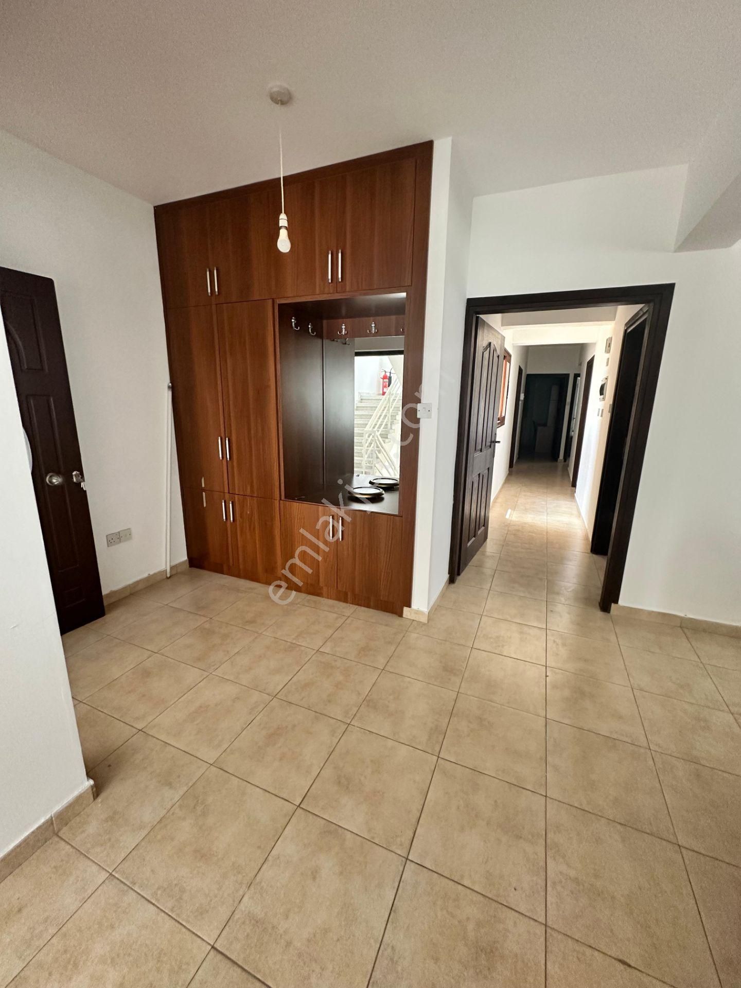 Marmara Kız Öğrenciye Kiralık Ful Eşyalı Daire