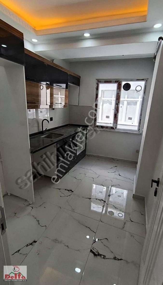 Delfa Yapıdan Merkezi Konumda 1+1 Lüks Daire
